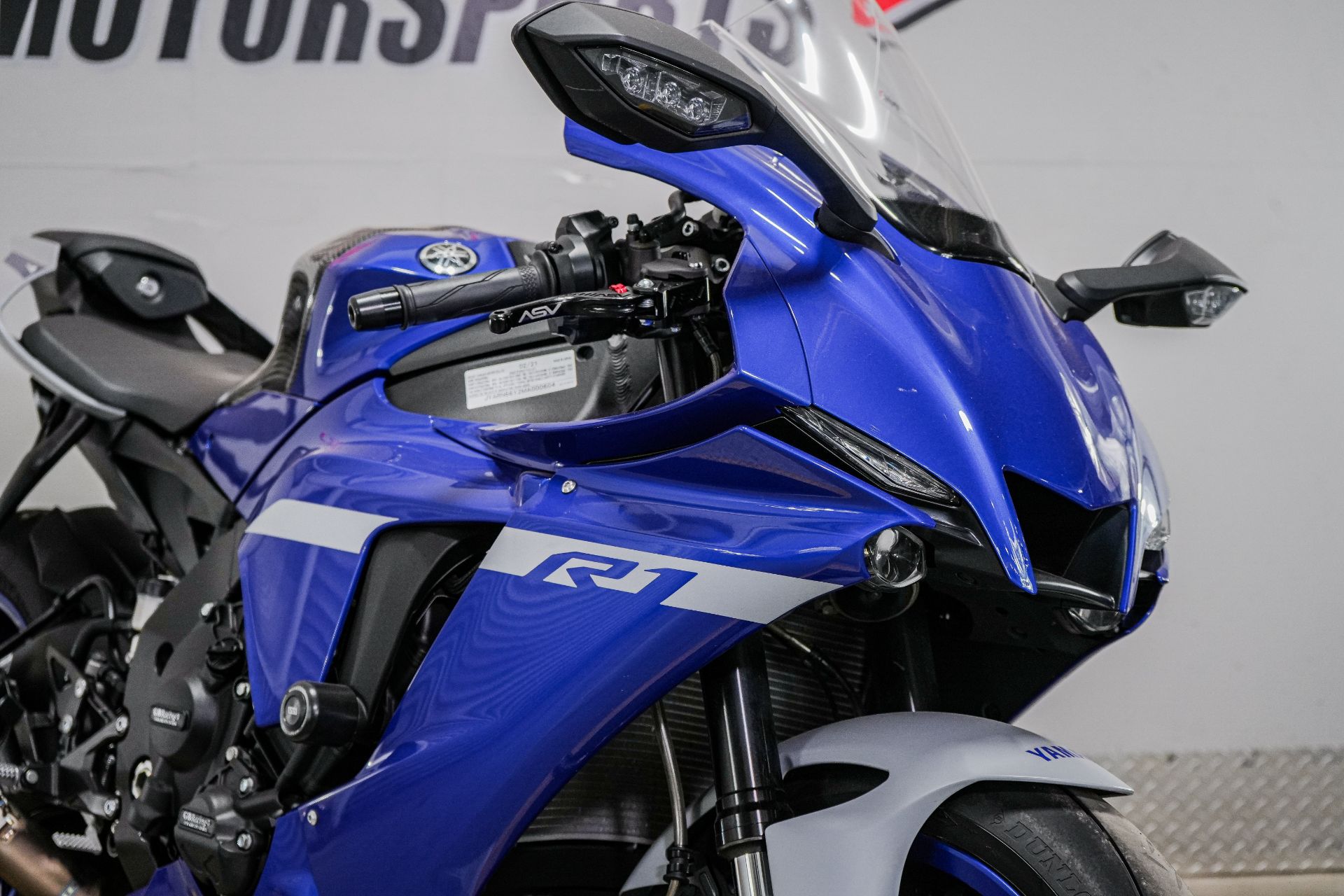 2021 Yamaha YZF-R1 in Sacramento, California - Photo 9