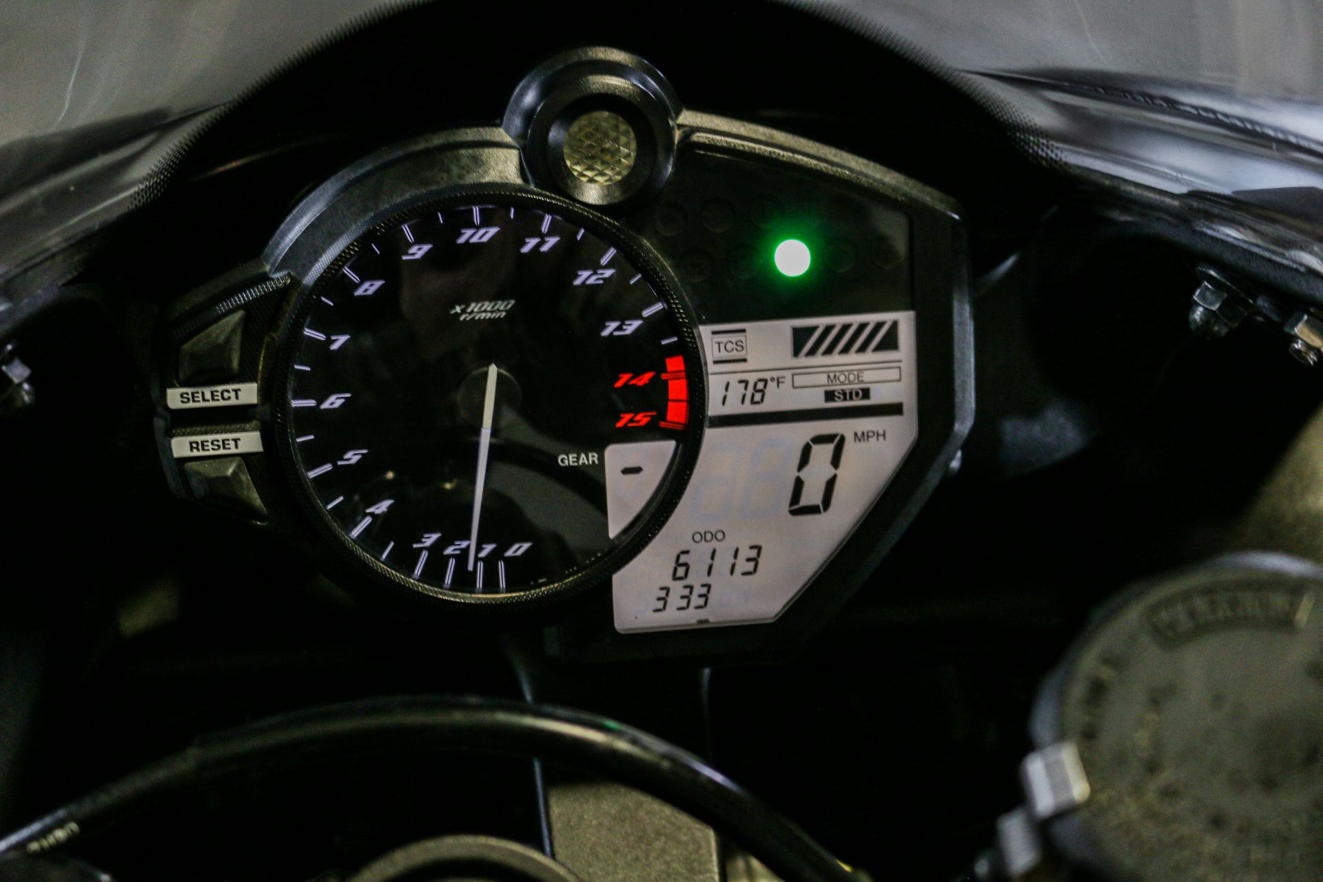 2013 Yamaha YZF-R1 in Sacramento, California - Photo 9