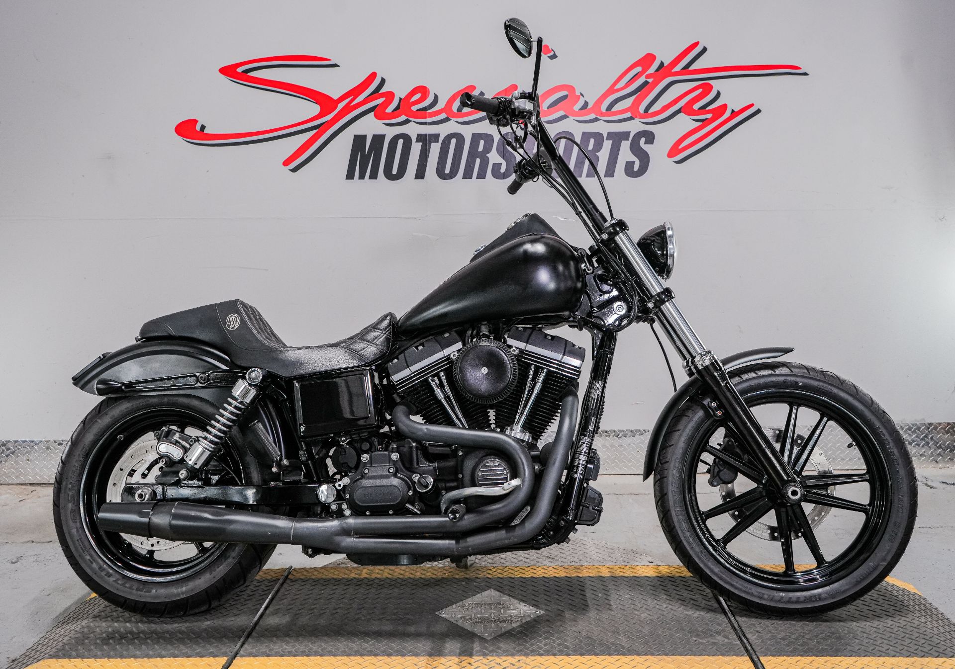 2013 Harley-Davidson Dyna® Street Bob® in Sacramento, California - Photo 1