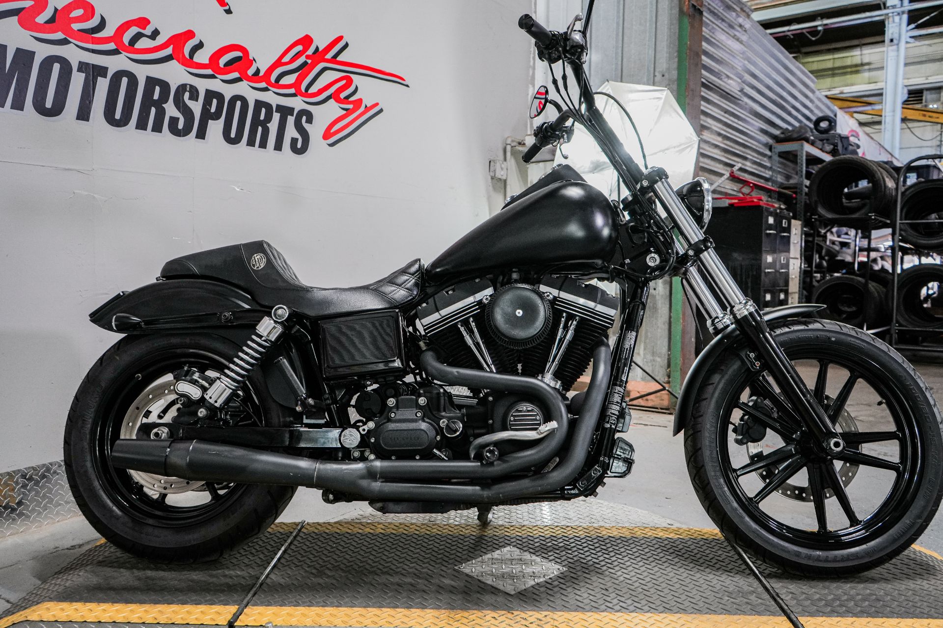 2013 Harley-Davidson Dyna® Street Bob® in Sacramento, California - Photo 9