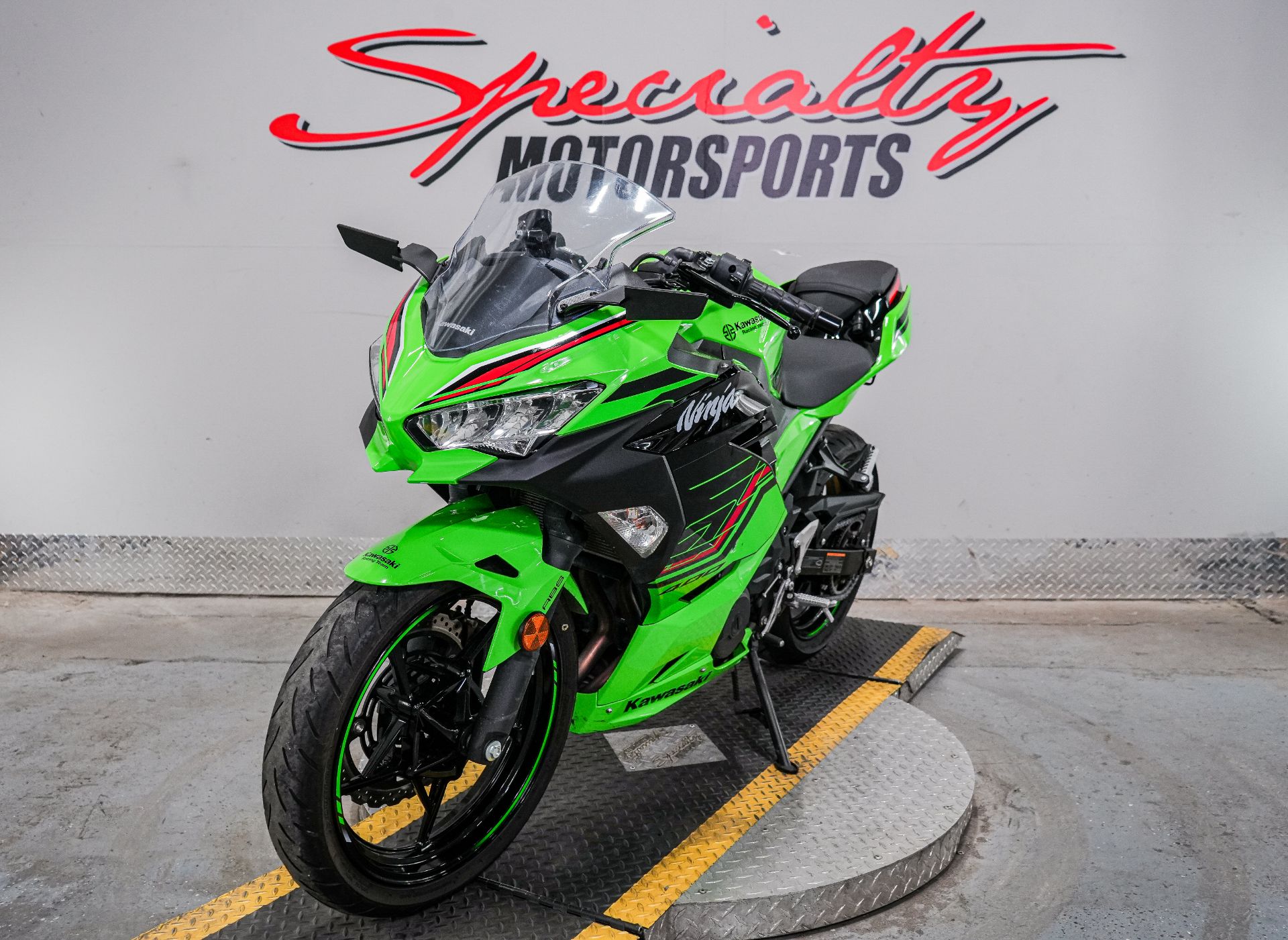 2023 Kawasaki Ninja 400 ABS KRT Edition in Sacramento, California - Photo 6