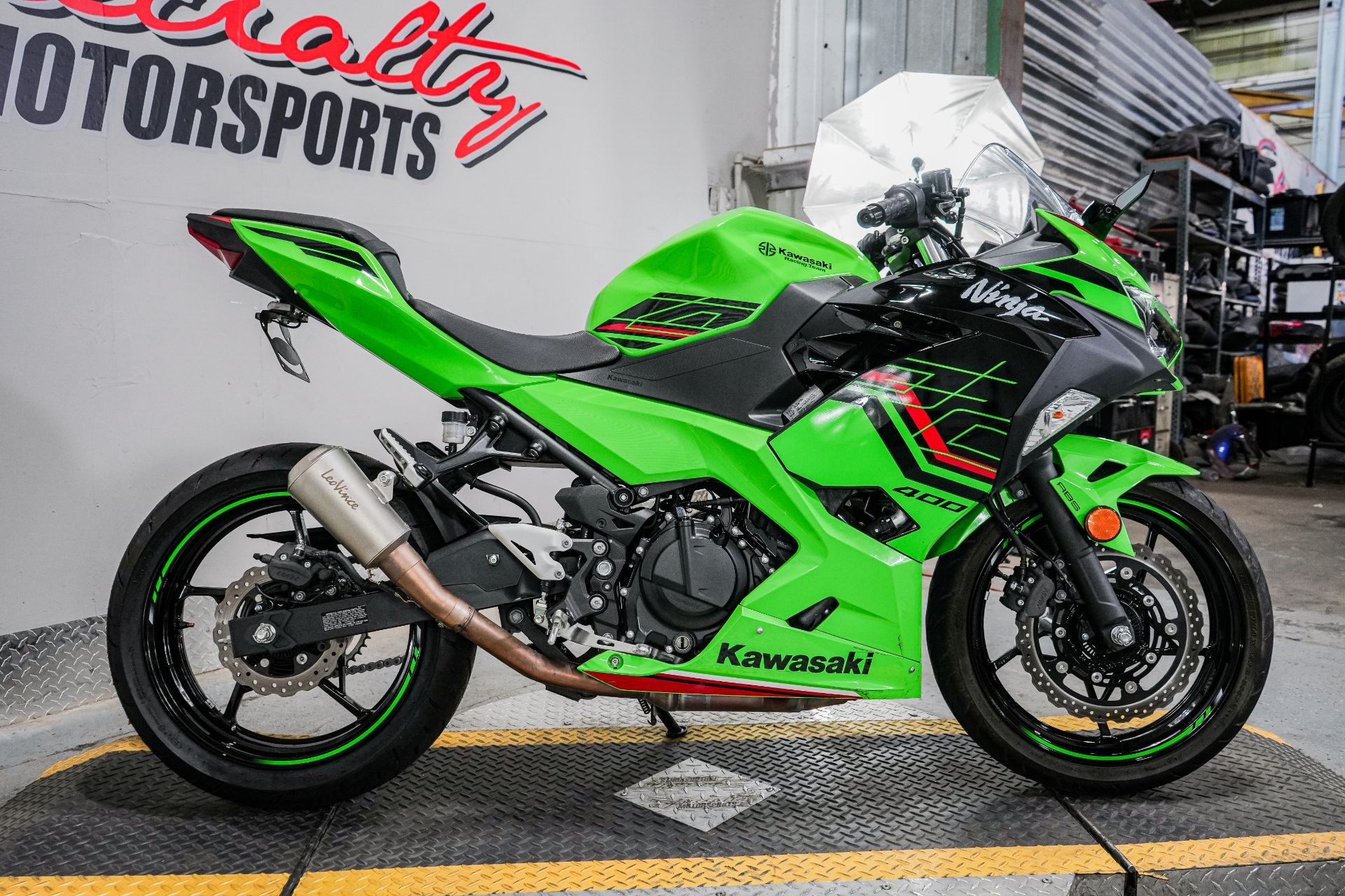 2023 Kawasaki Ninja 400 ABS KRT Edition in Sacramento, California - Photo 10