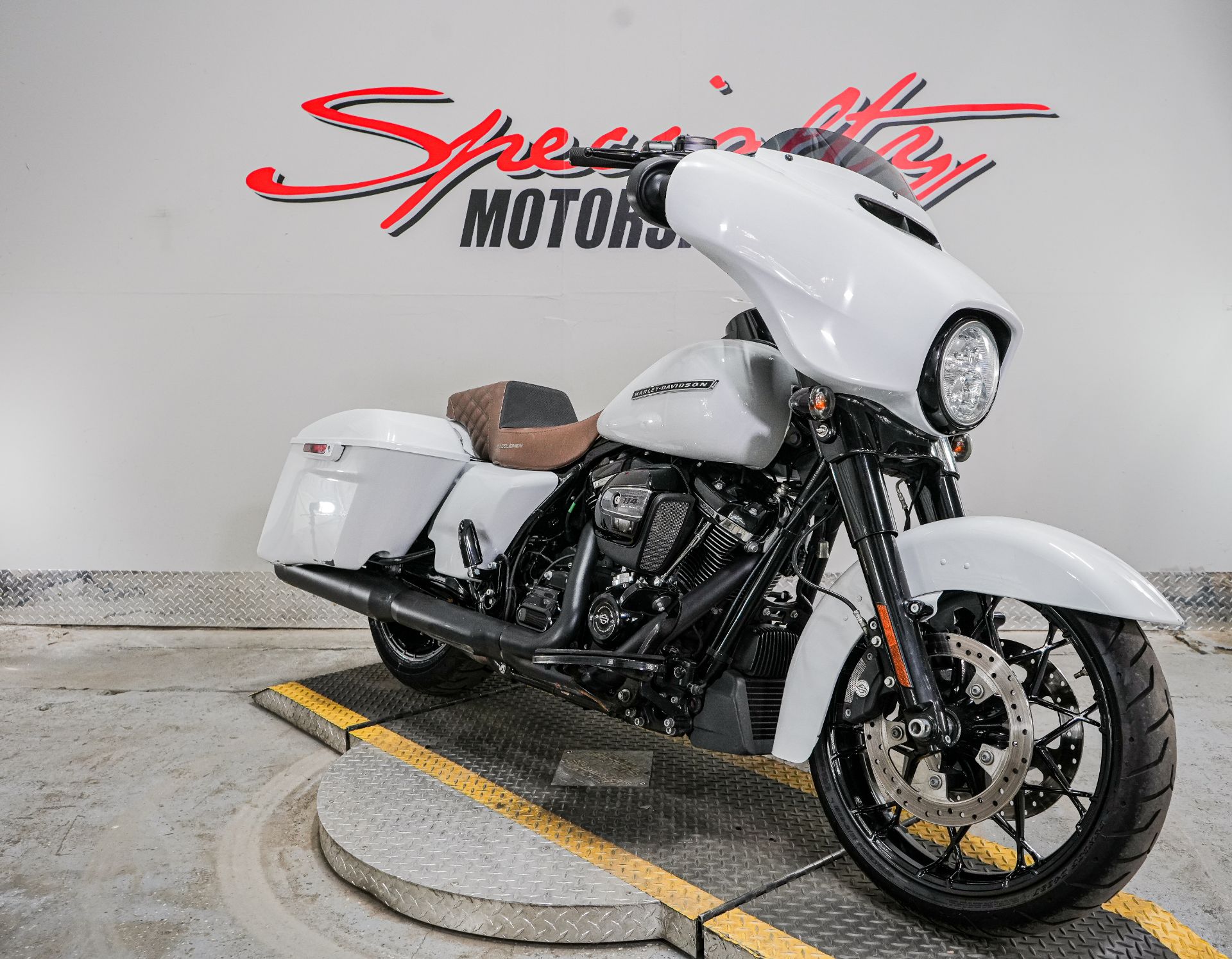 2020 Harley-Davidson Street Glide® Special in Sacramento, California - Photo 10