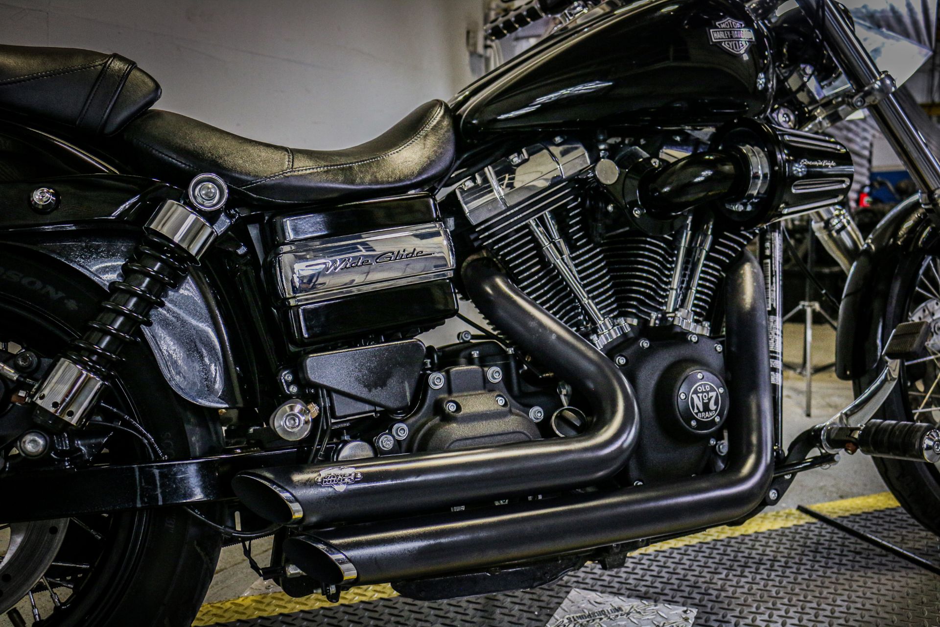 2016 Harley-Davidson Wide Glide® in Sacramento, California - Photo 8