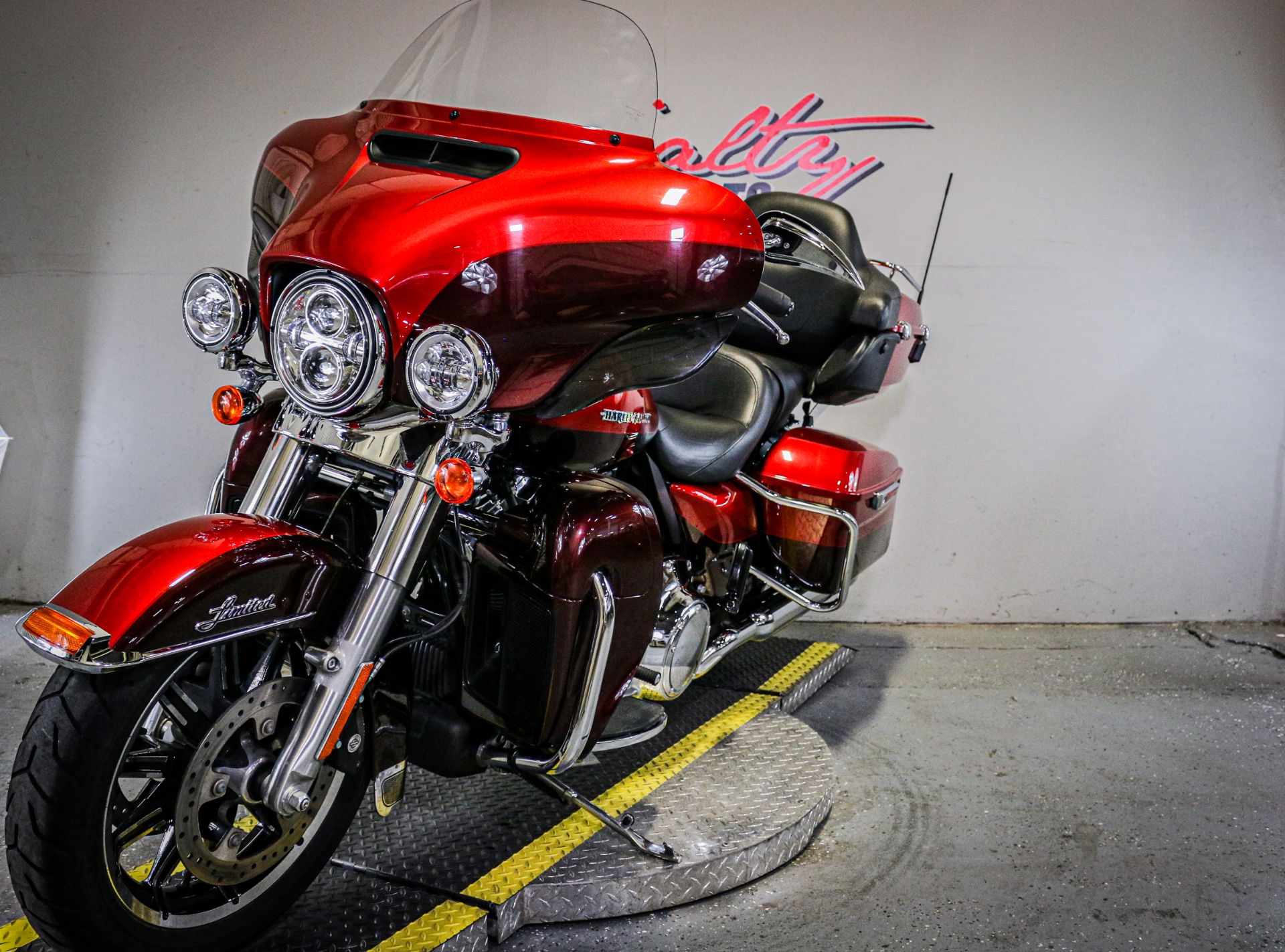 2018 Harley-Davidson Electra Glide® Ultra Classic® in Sacramento, California - Photo 5
