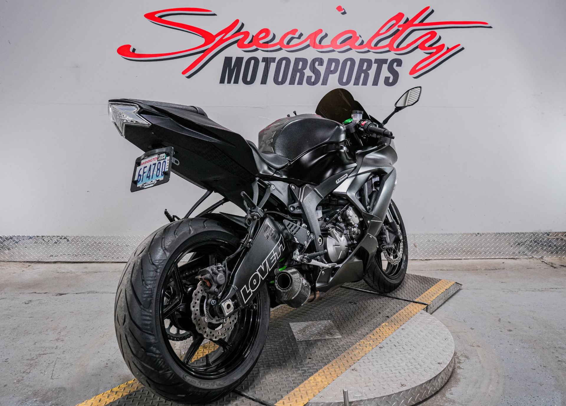 2016 Kawasaki Ninja ZX-6R ABS in Sacramento, California - Photo 2