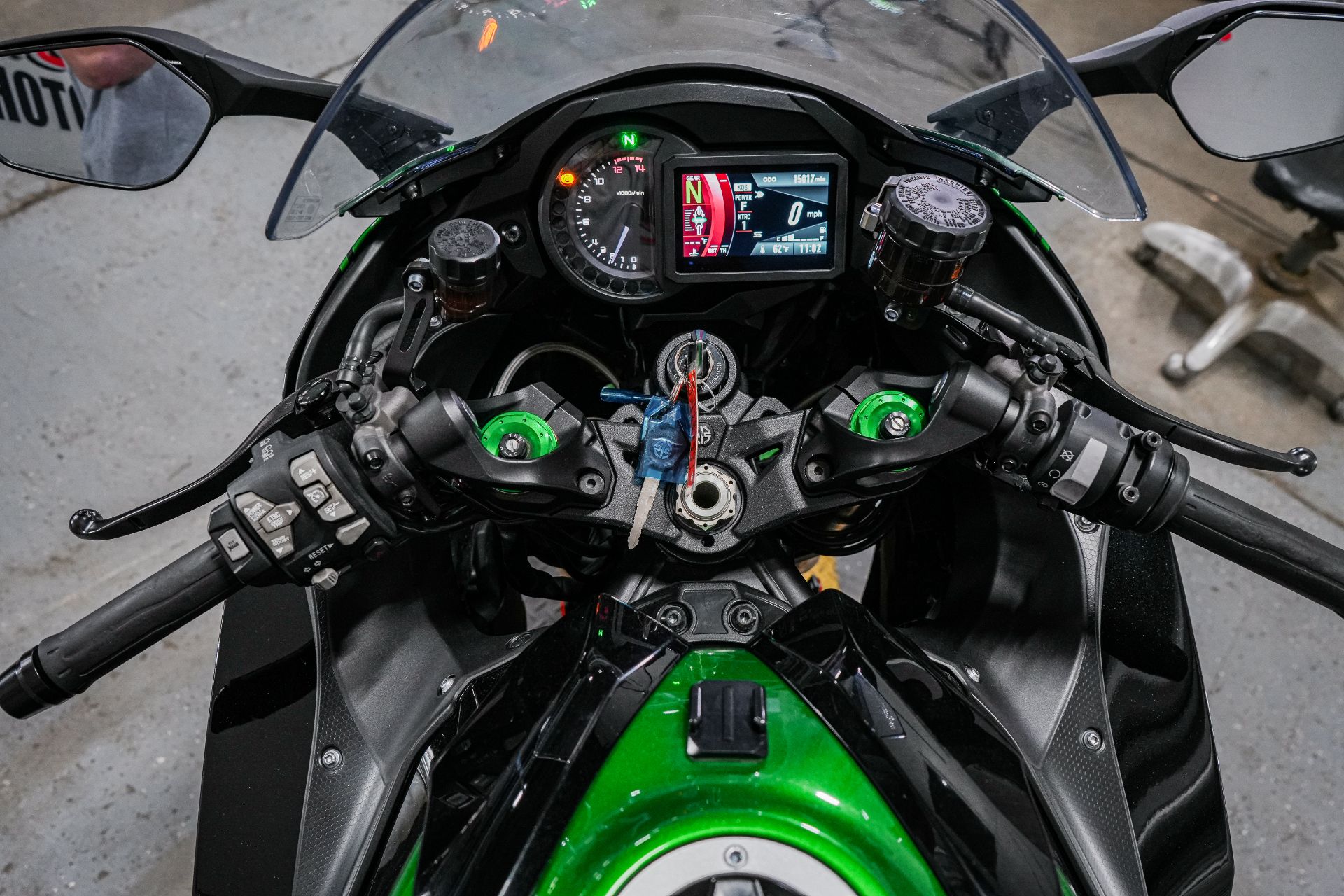 2018 Kawasaki Ninja H2 SX SE in Sacramento, California - Photo 12