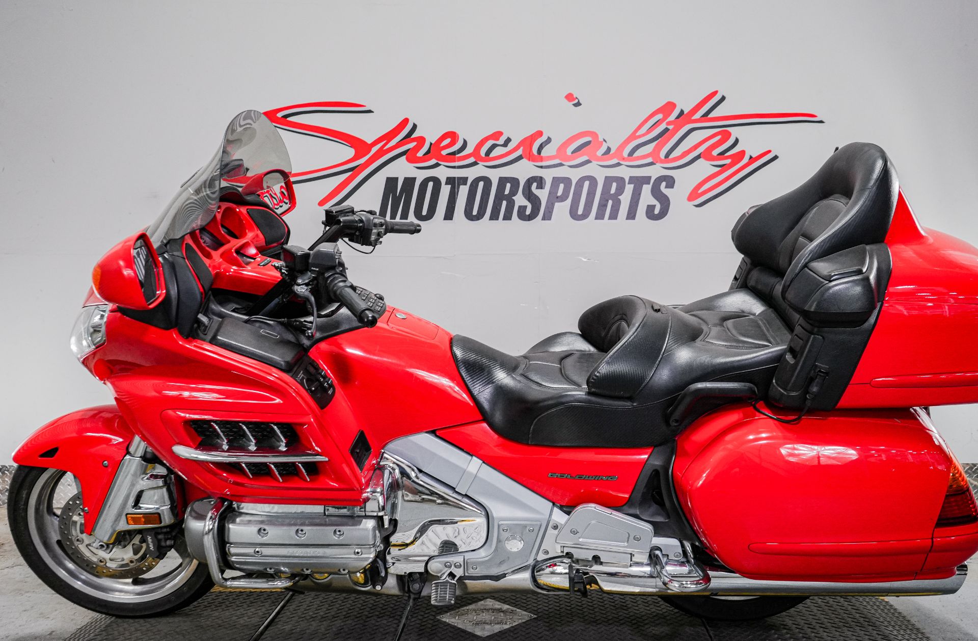 2004 Honda Gold Wing in Sacramento, California - Photo 4