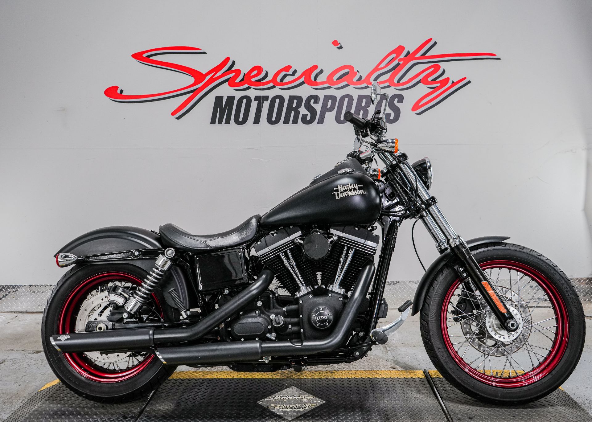 2014 Harley-Davidson Dyna® Street Bob® in Sacramento, California - Photo 1
