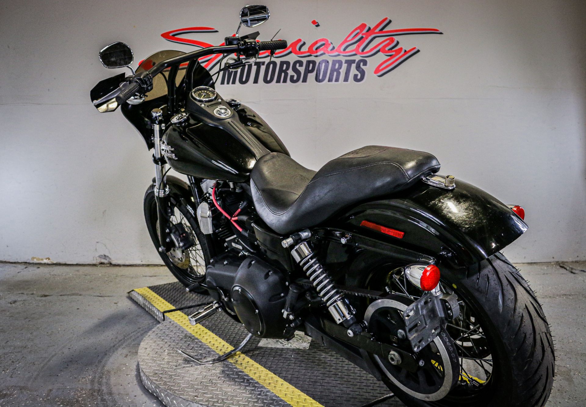 2014 Harley-Davidson Dyna® Street Bob® in Sacramento, California - Photo 3