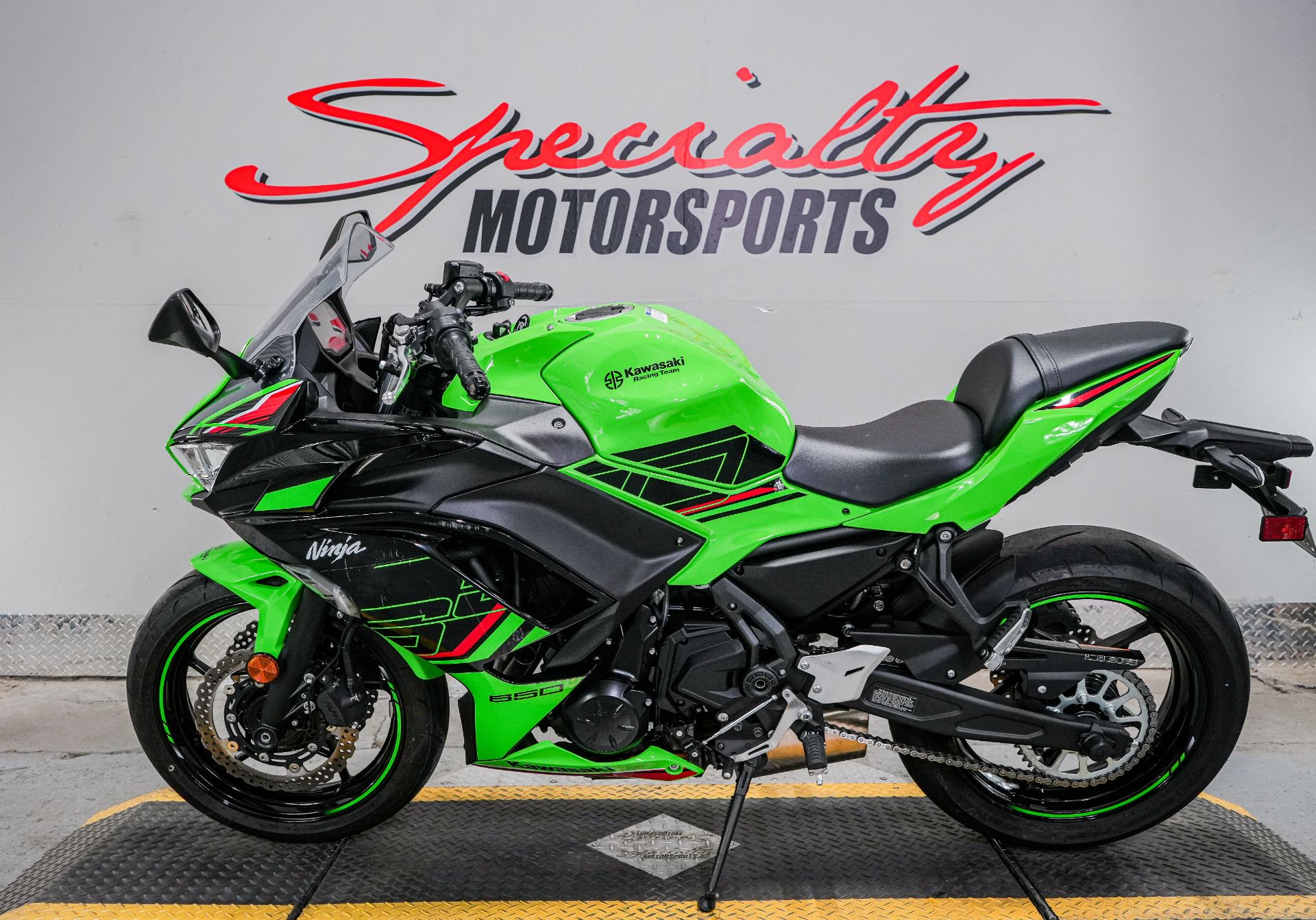 2023 Kawasaki Ninja 650 ABS KRT Edition in Sacramento, California - Photo 4