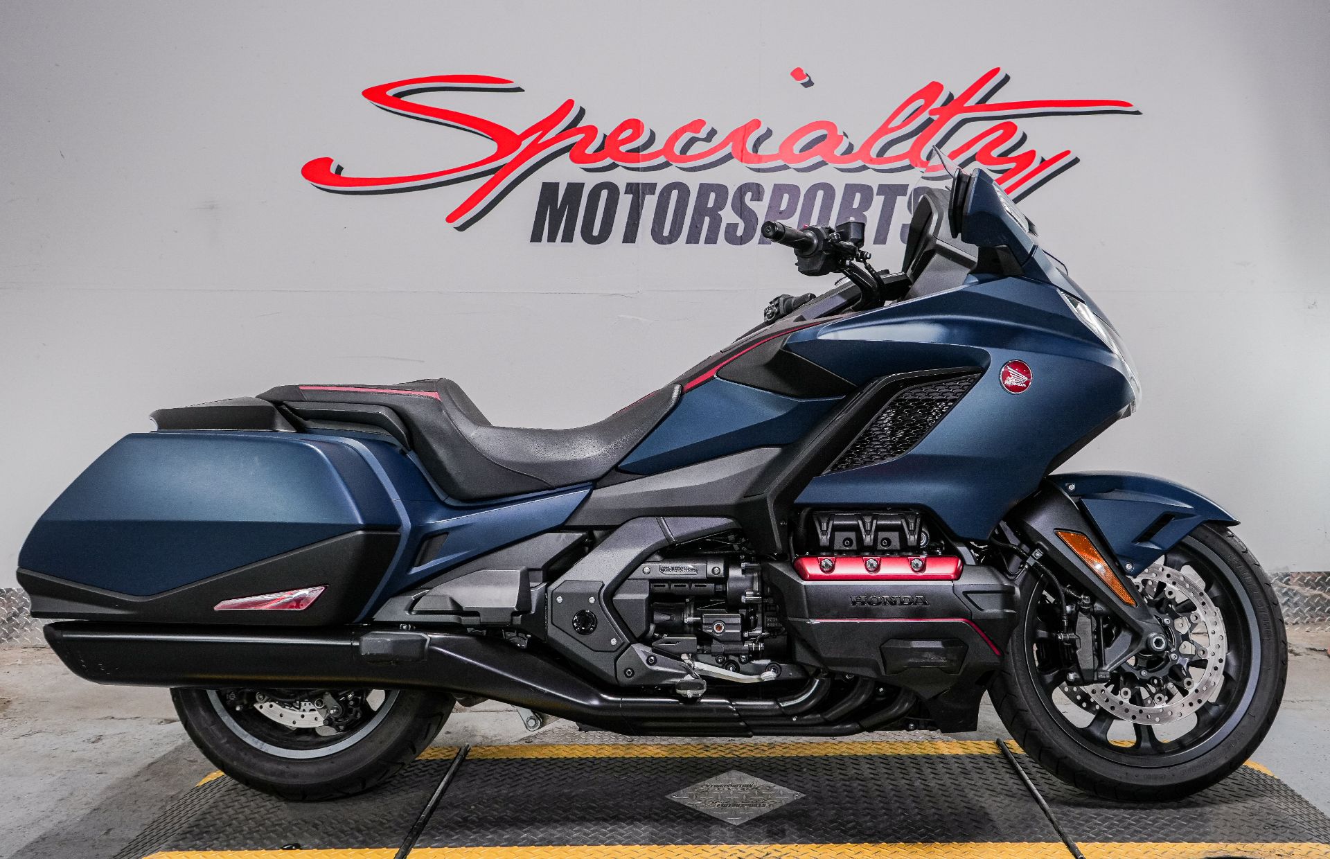 2022 Honda Gold Wing Automatic DCT in Sacramento, California - Photo 1