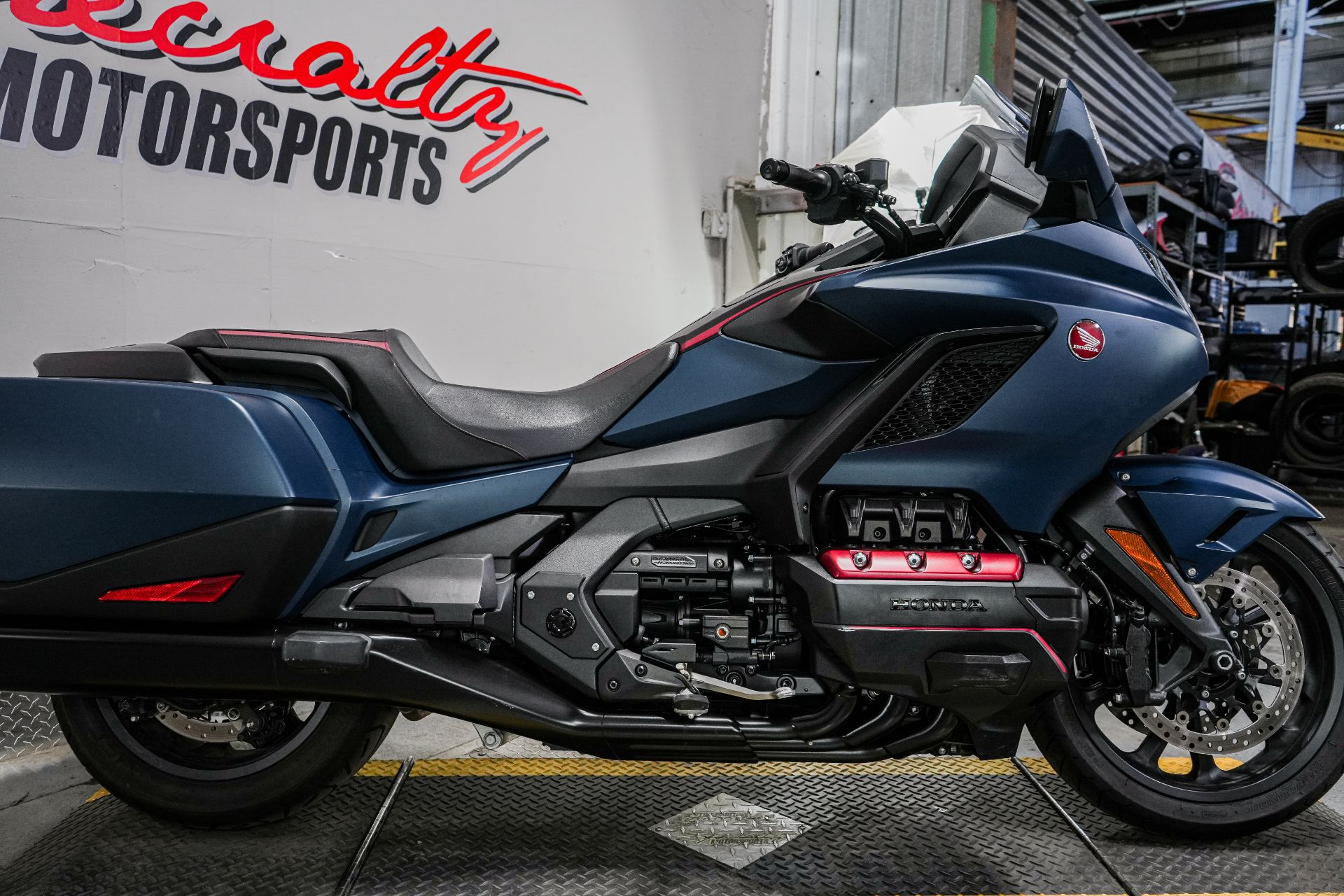 2022 Honda Gold Wing Automatic DCT in Sacramento, California - Photo 9