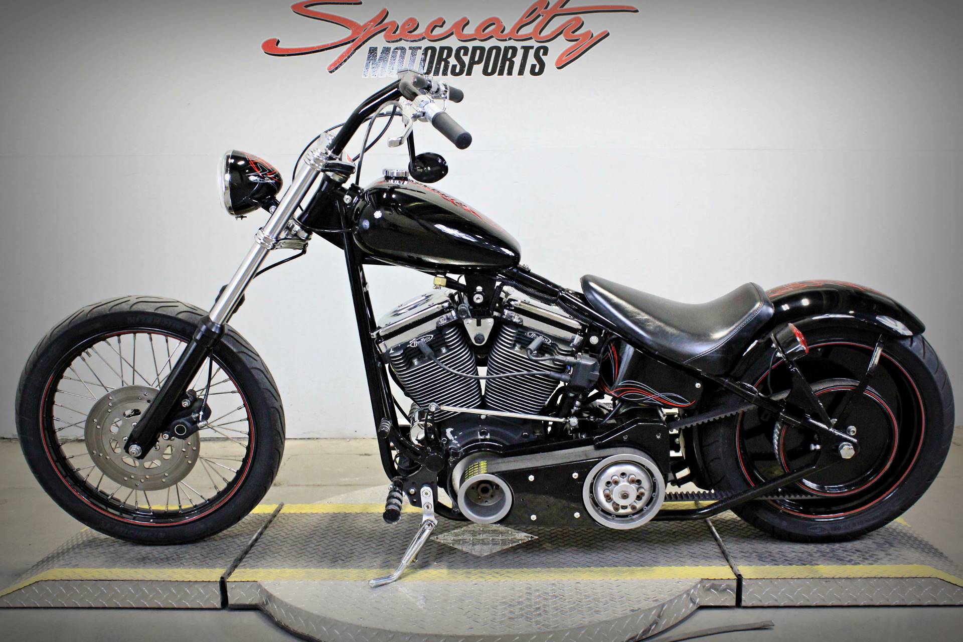 2001 Harley-Davidson Custom in Sacramento, California - Photo 4