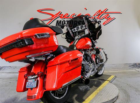 2017 Harley-Davidson Street Glide® Special in Sacramento, California - Photo 2