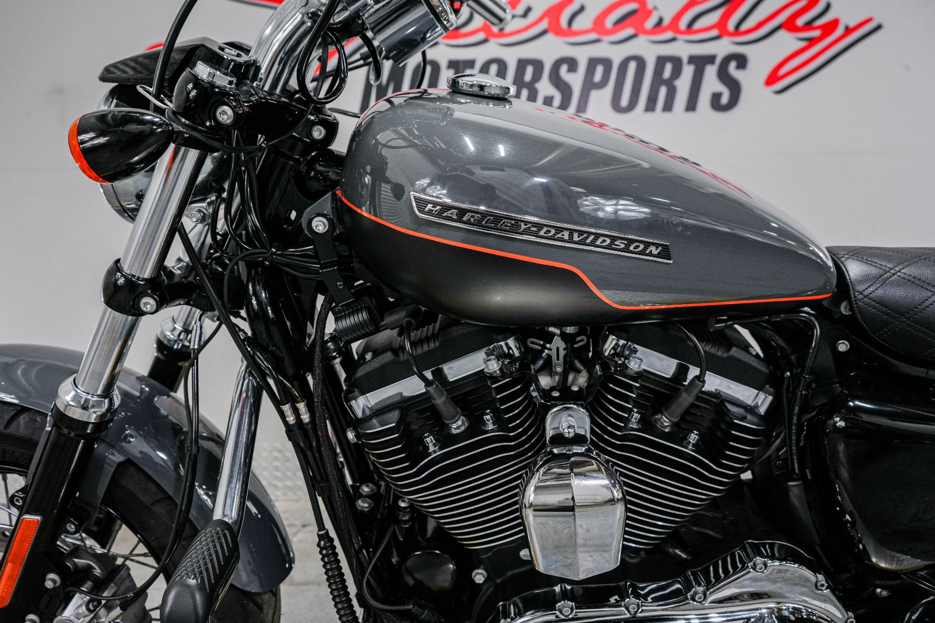 2018 Harley-Davidson 1200 Custom in Sacramento, California - Photo 5