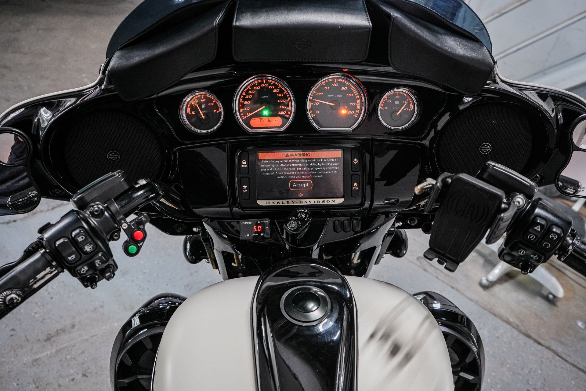 2018 Harley-Davidson 115th Anniversary Street Glide® Special in Sacramento, California - Photo 15