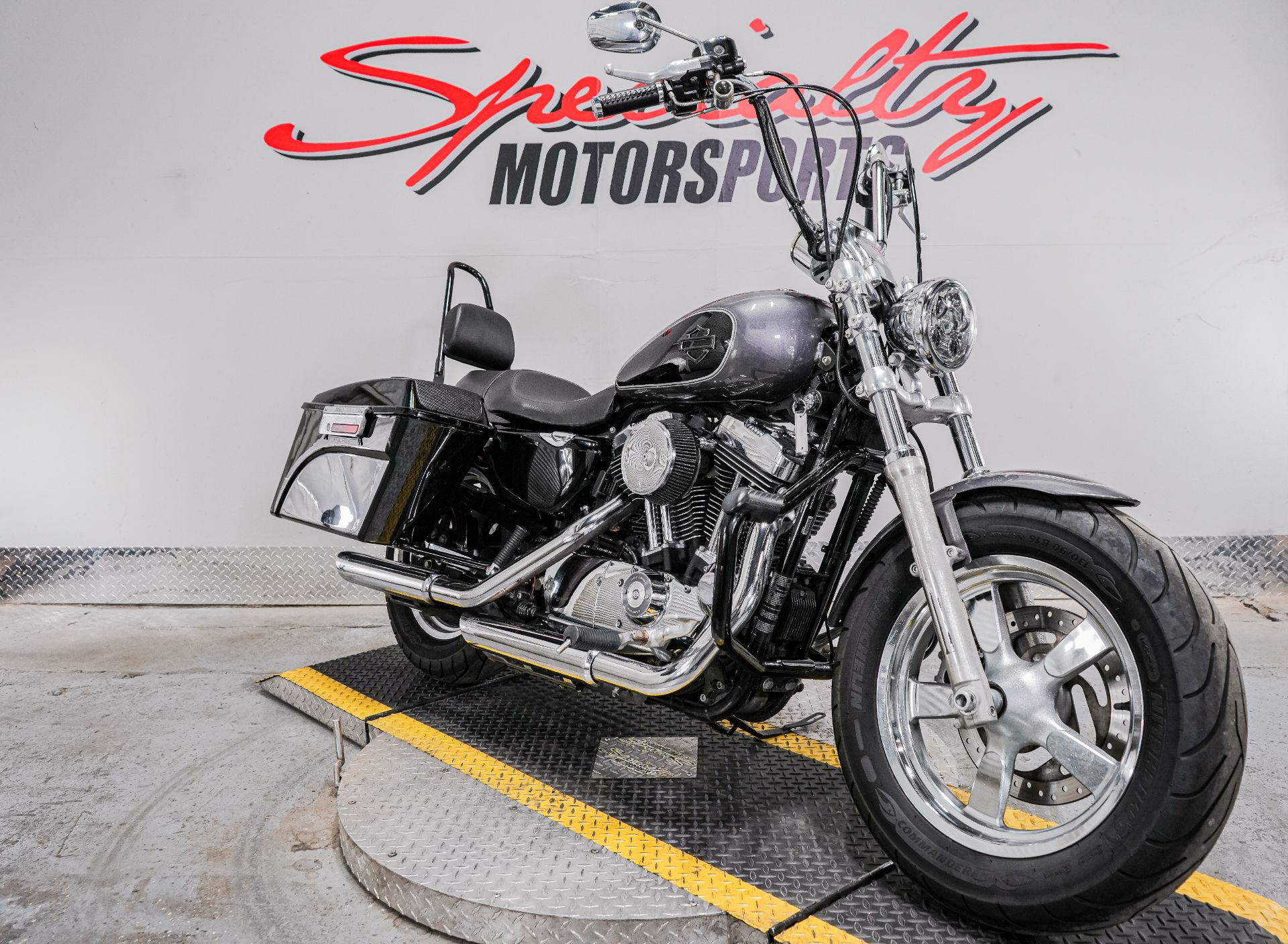 2014 Harley-Davidson 1200 Custom in Sacramento, California - Photo 7