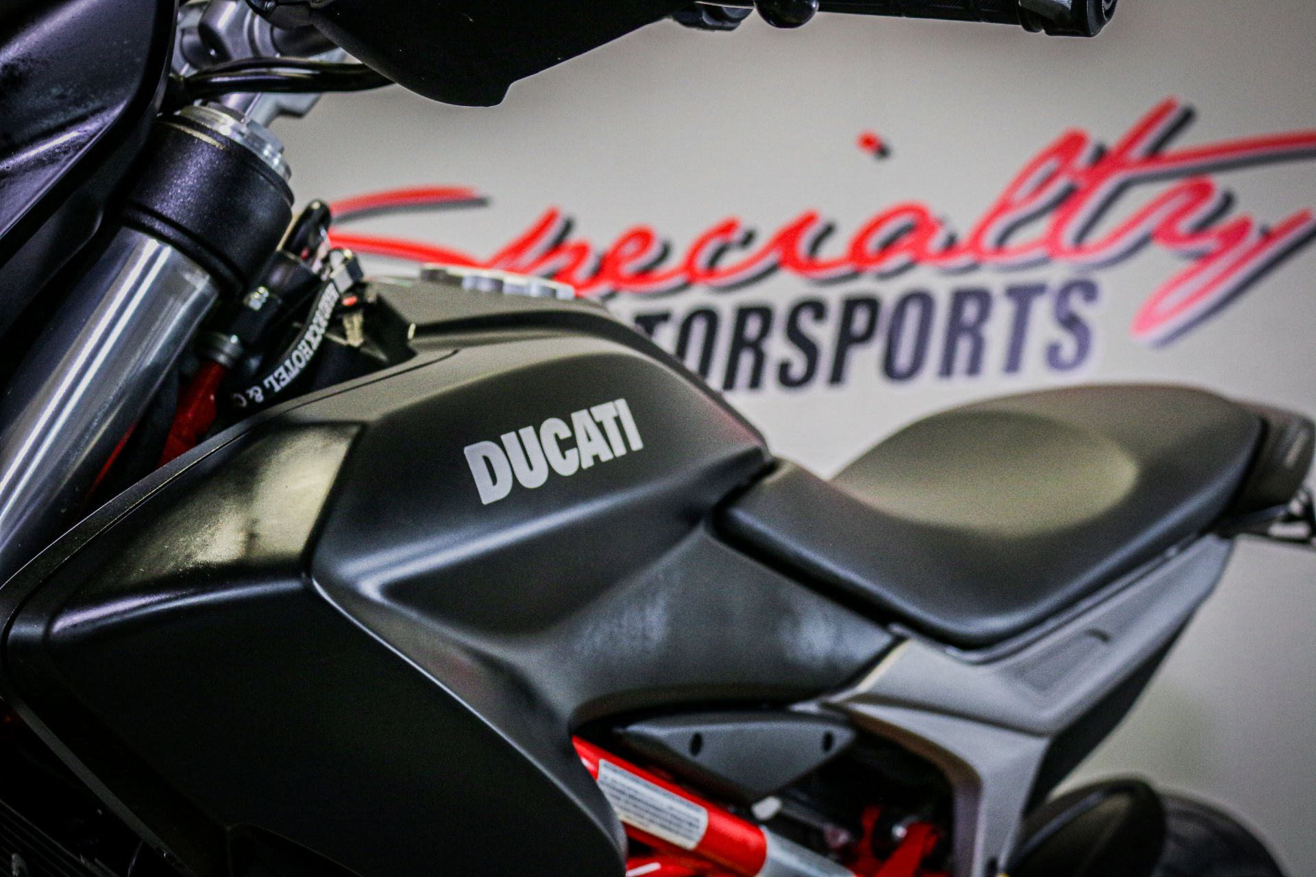 2015 Ducati Hypermotard in Sacramento, California - Photo 6