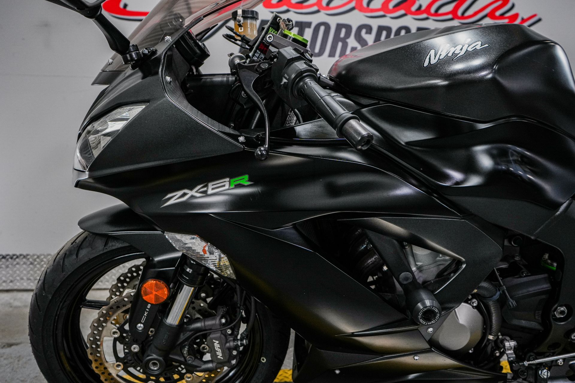 2015 Kawasaki Ninja® ZX™-6R ABS in Sacramento, California - Photo 5