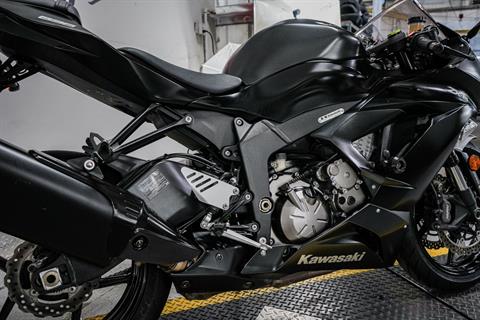 2015 Kawasaki Ninja® ZX™-6R ABS in Sacramento, California - Photo 8