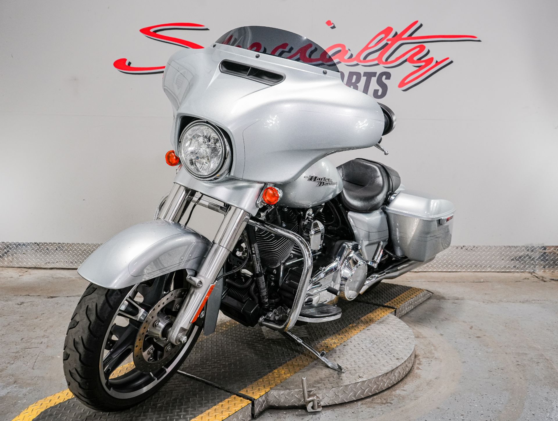 2015 Harley-Davidson Street Glide® Special in Sacramento, California - Photo 6