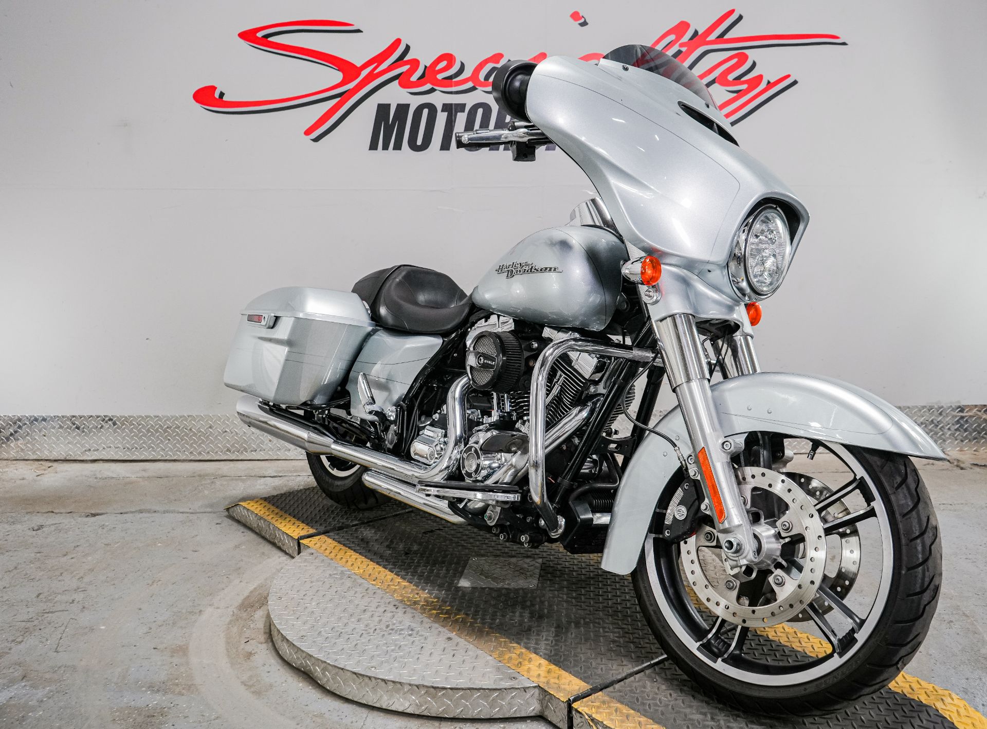 2015 Harley-Davidson Street Glide® Special in Sacramento, California - Photo 7