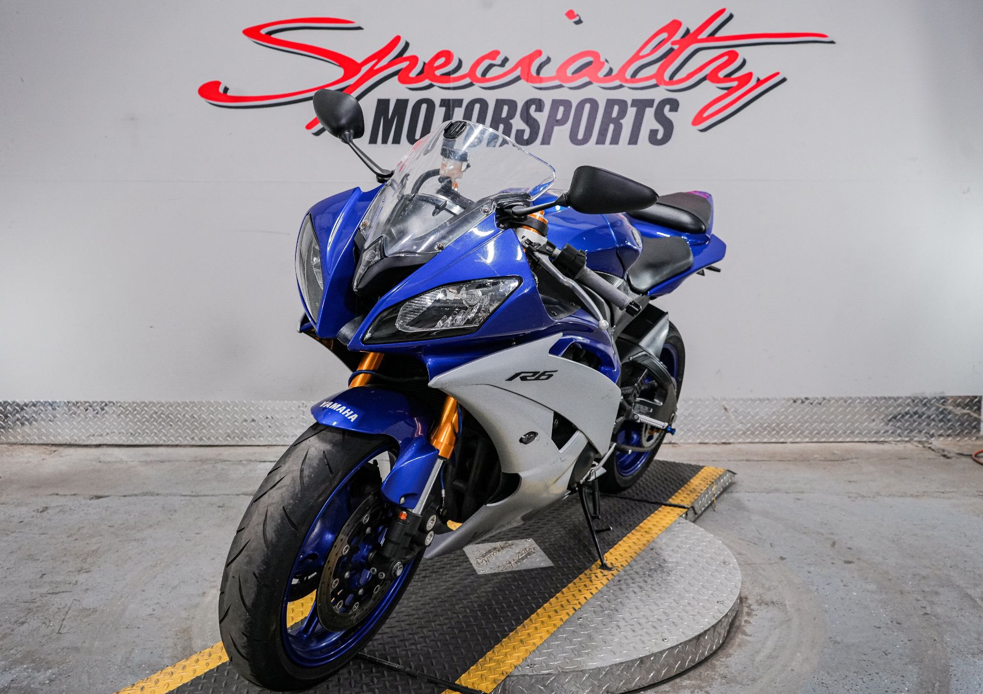 2016 Yamaha YZF-R6 in Sacramento, California - Photo 6