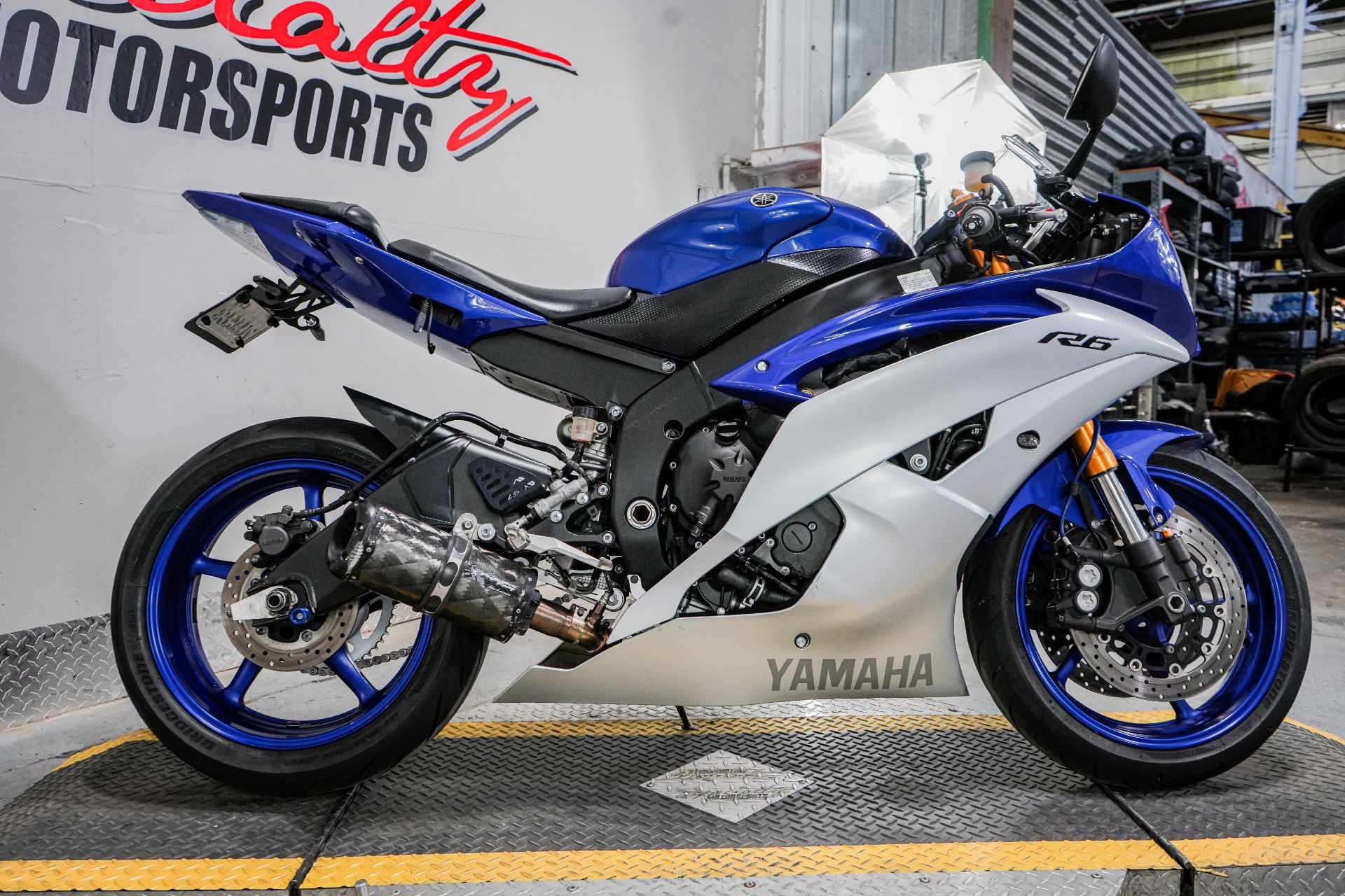 2016 Yamaha YZF-R6 in Sacramento, California - Photo 9