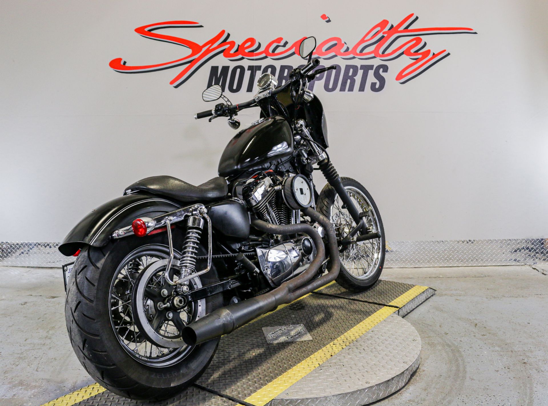 2012 Harley-Davidson Sportster® Seventy-Two™ in Sacramento, California - Photo 2