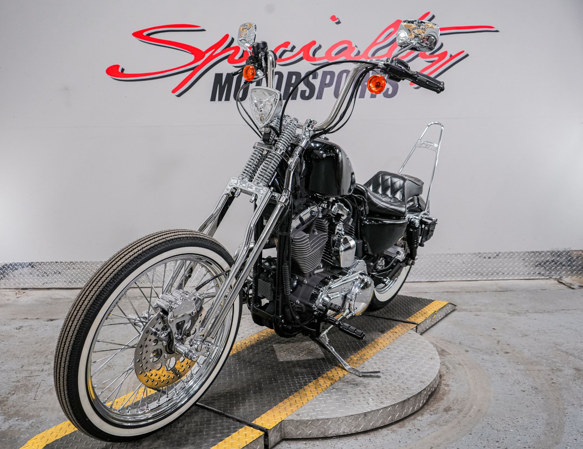 2013 Harley-Davidson Sportster® Seventy-Two® in Sacramento, California - Photo 6