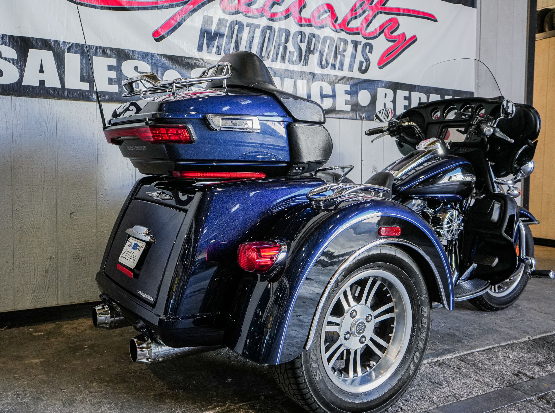 2014 Harley-Davidson Tri Glide® Ultra in Sacramento, California - Photo 4