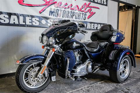 2014 Harley-Davidson Tri Glide® Ultra in Sacramento, California - Photo 9