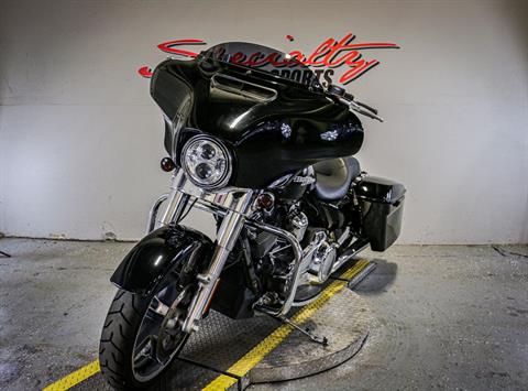 2018 Harley-Davidson Street Glide® in Sacramento, California - Photo 5