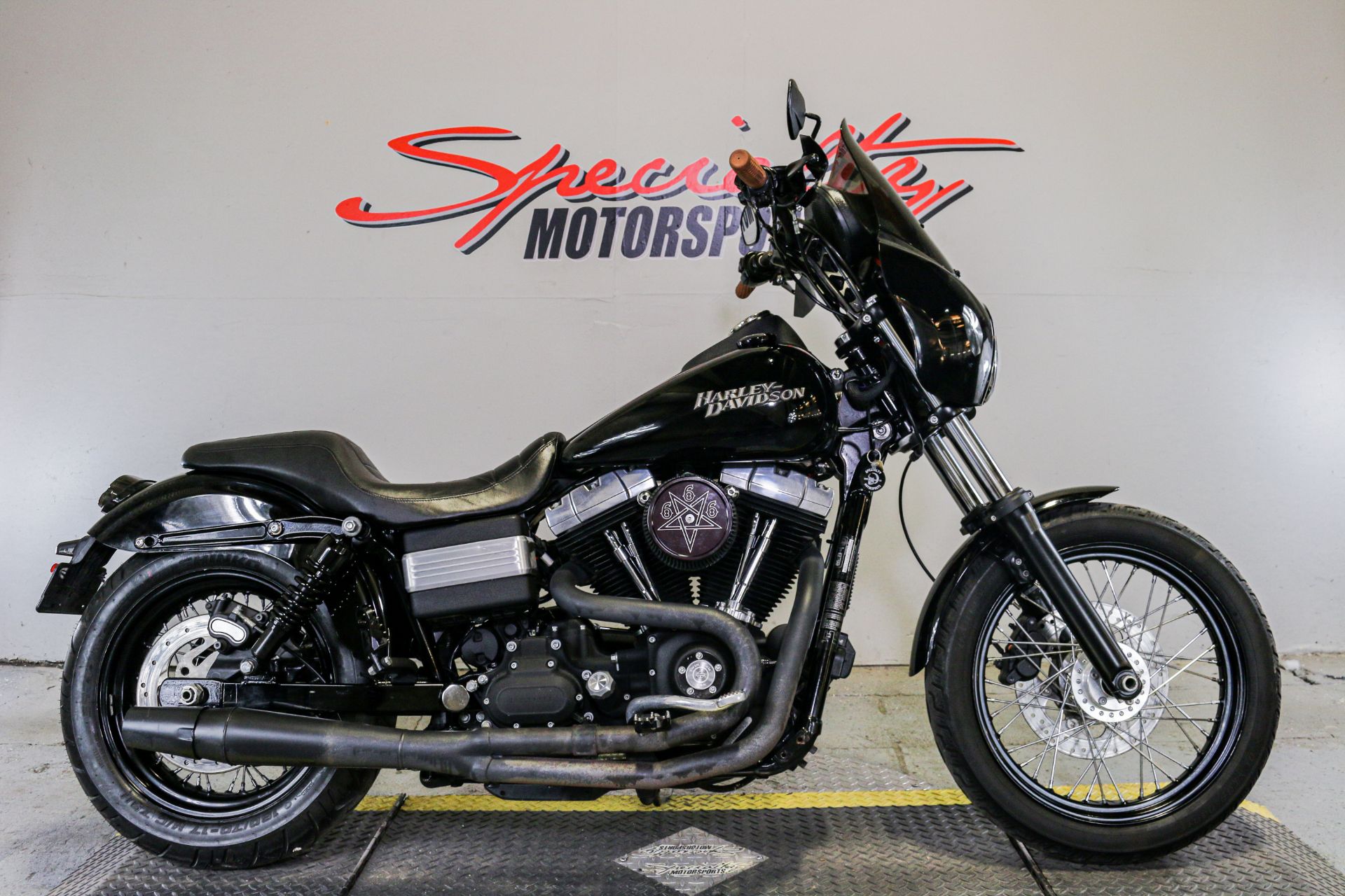 2010 Harley-Davidson Dyna® Street Bob® in Sacramento, California - Photo 1