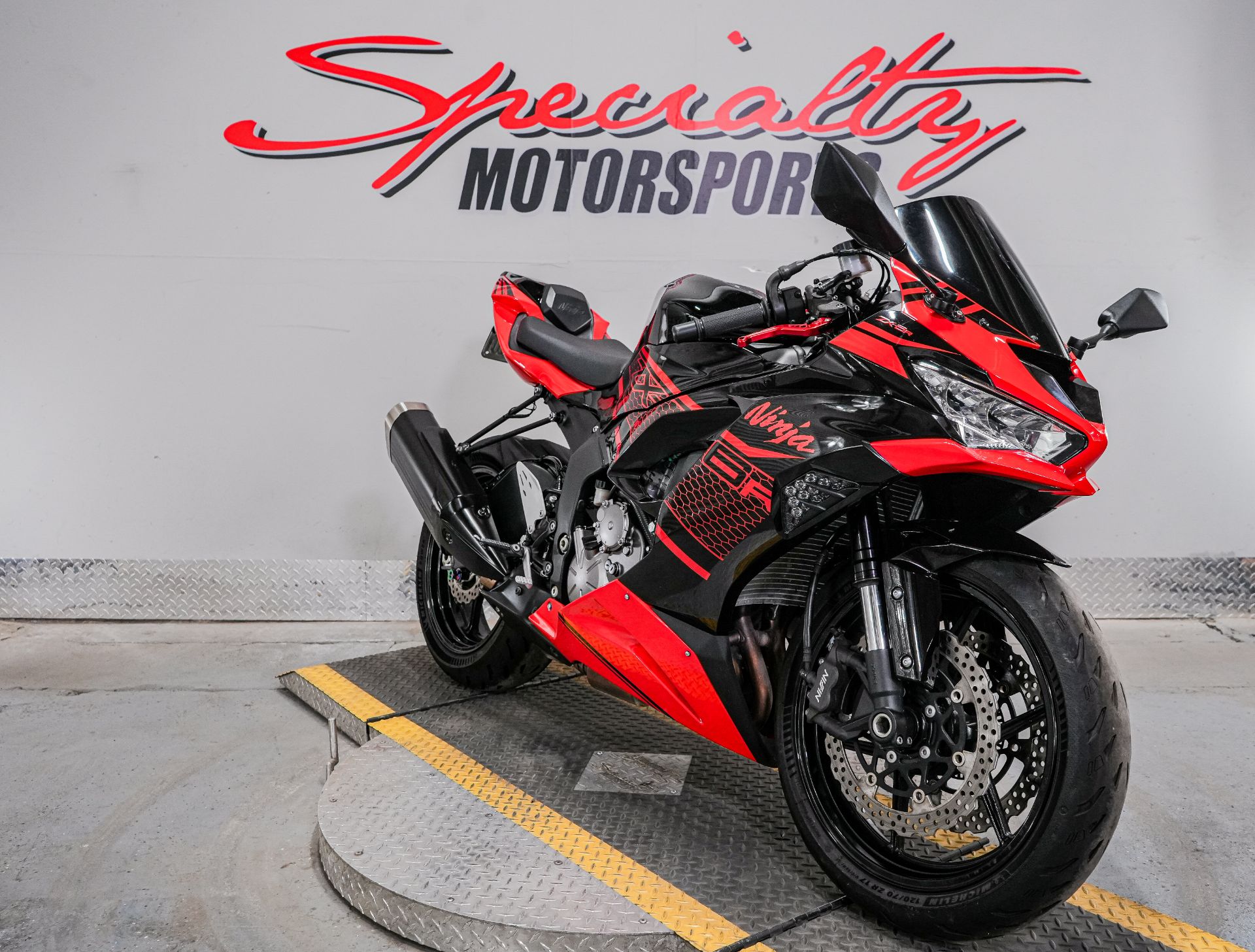 2019 Kawasaki Ninja ZX-6R ABS in Sacramento, California - Photo 7