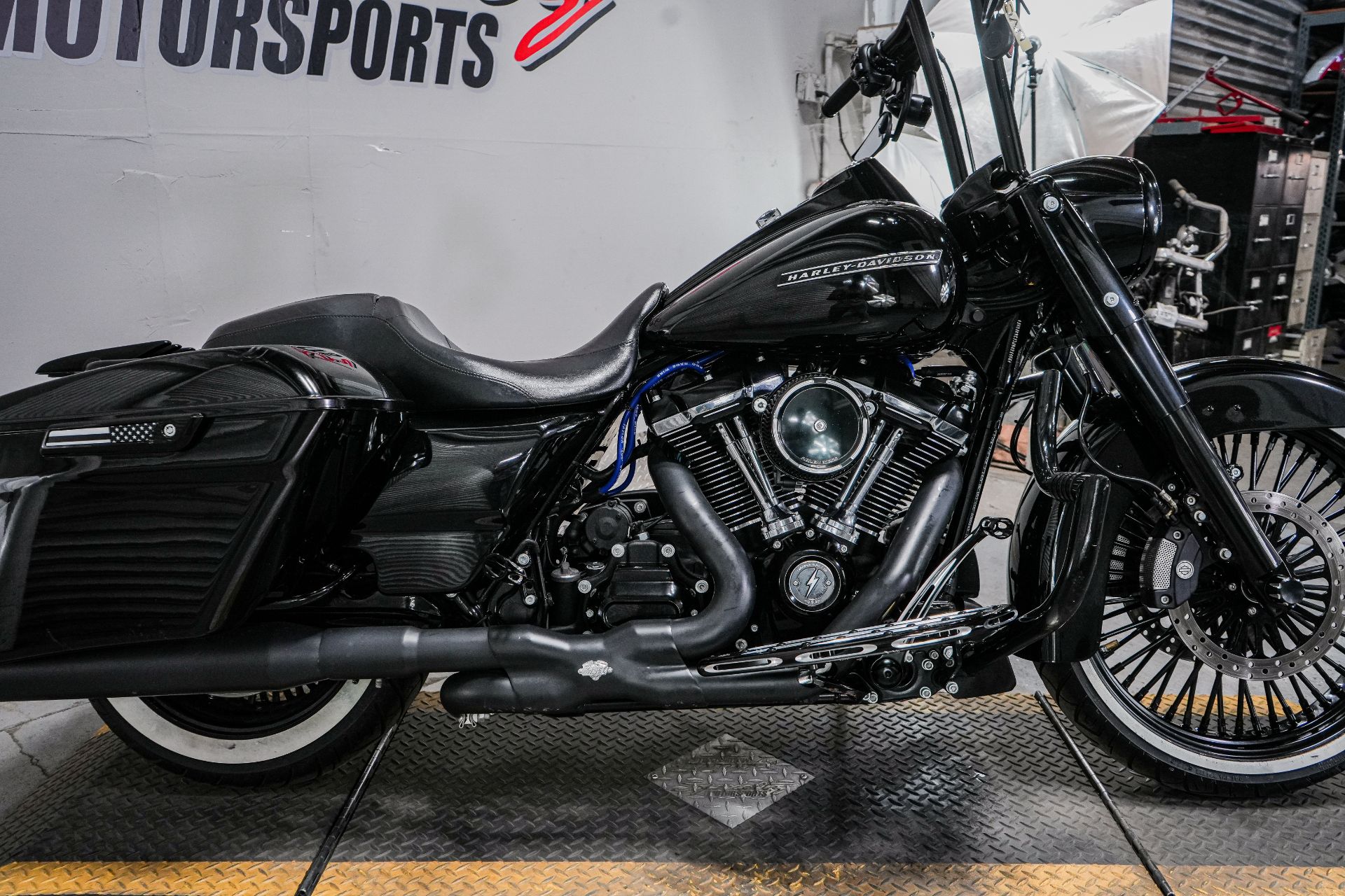 2018 Harley-Davidson Road King® Special in Sacramento, California - Photo 9