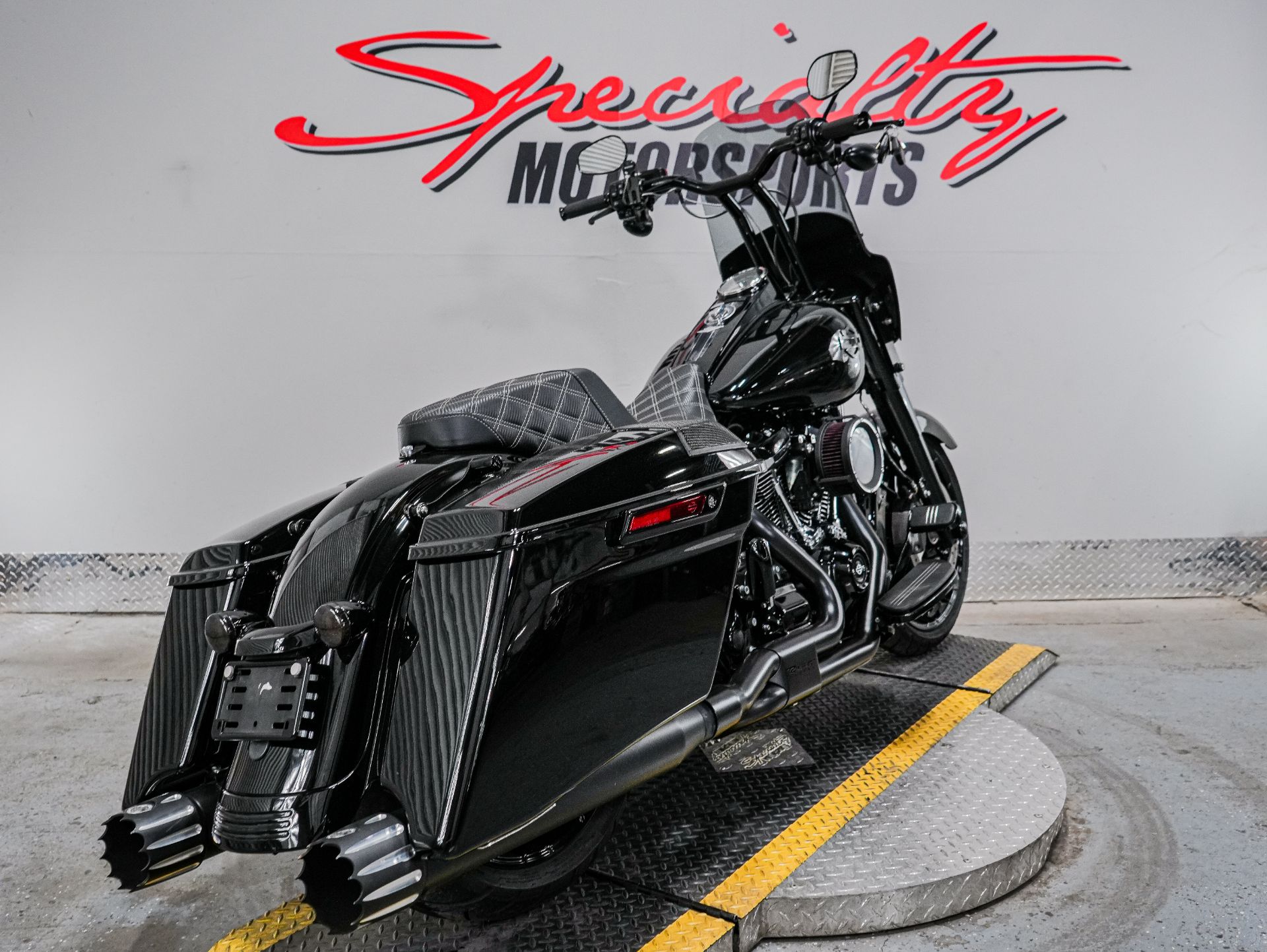 2018 Harley-Davidson Road King® Special in Sacramento, California - Photo 2
