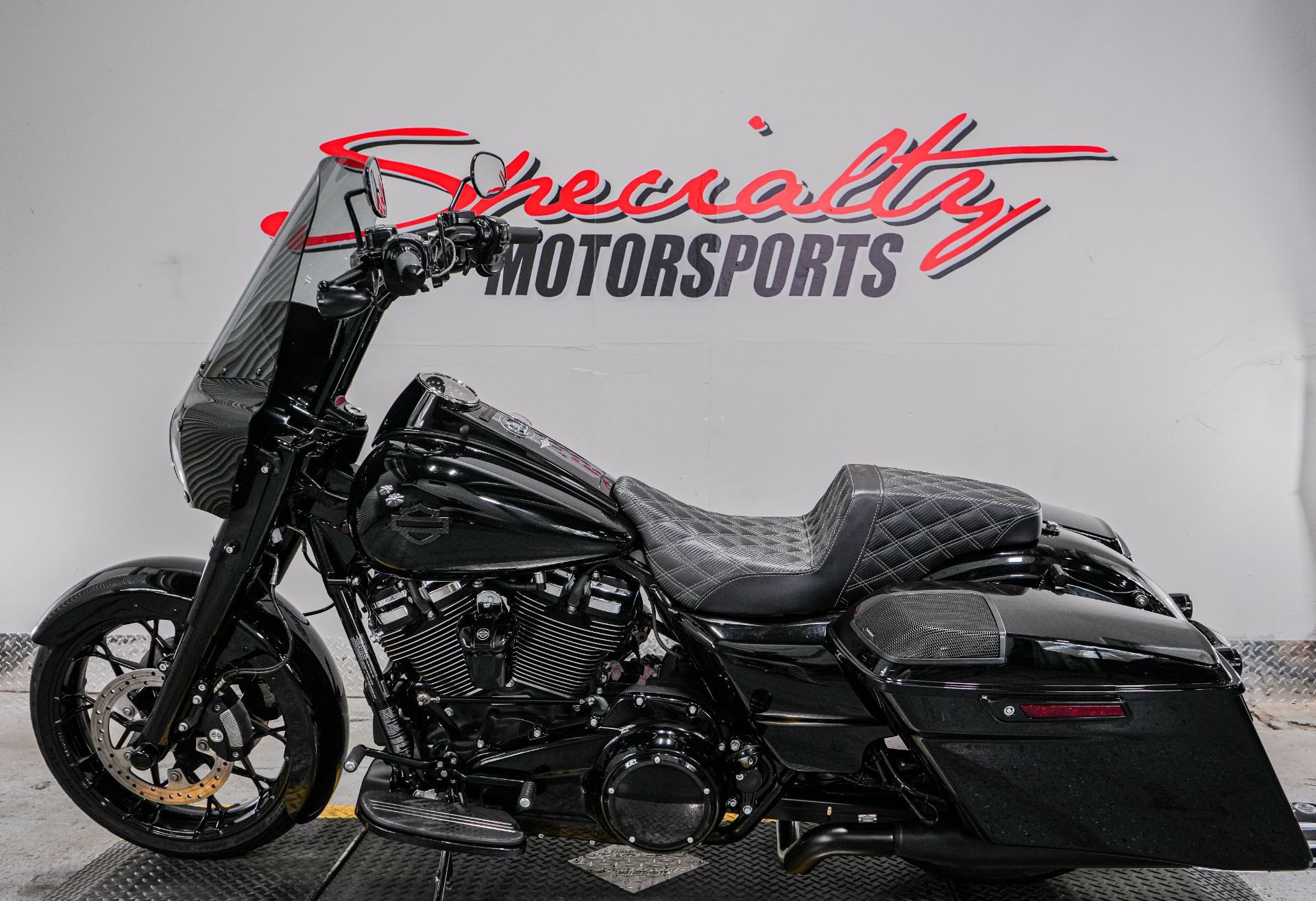 2018 Harley-Davidson Road King® Special in Sacramento, California - Photo 4
