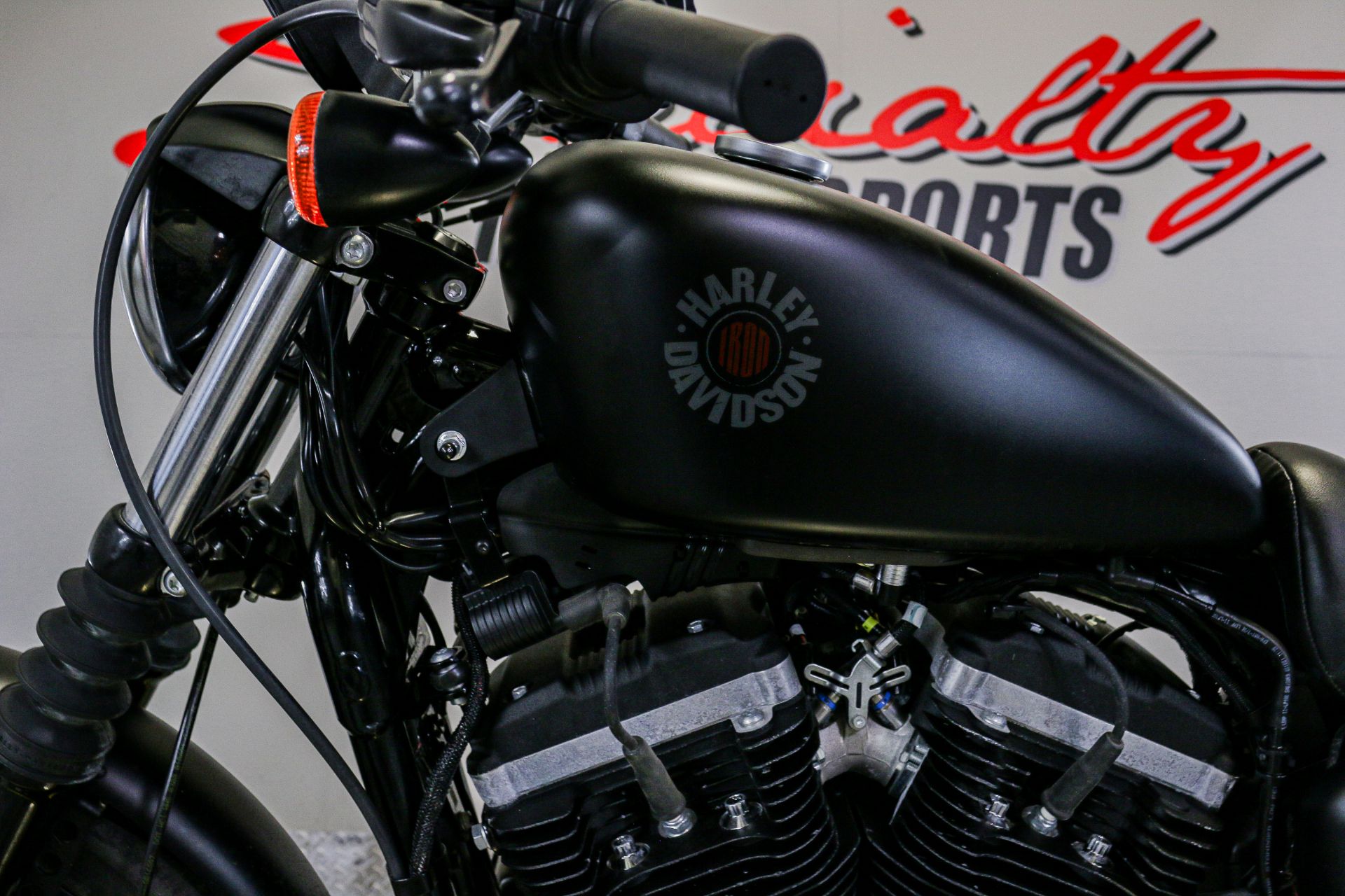 2021 Harley-Davidson Iron 883™ in Sacramento, California - Photo 5