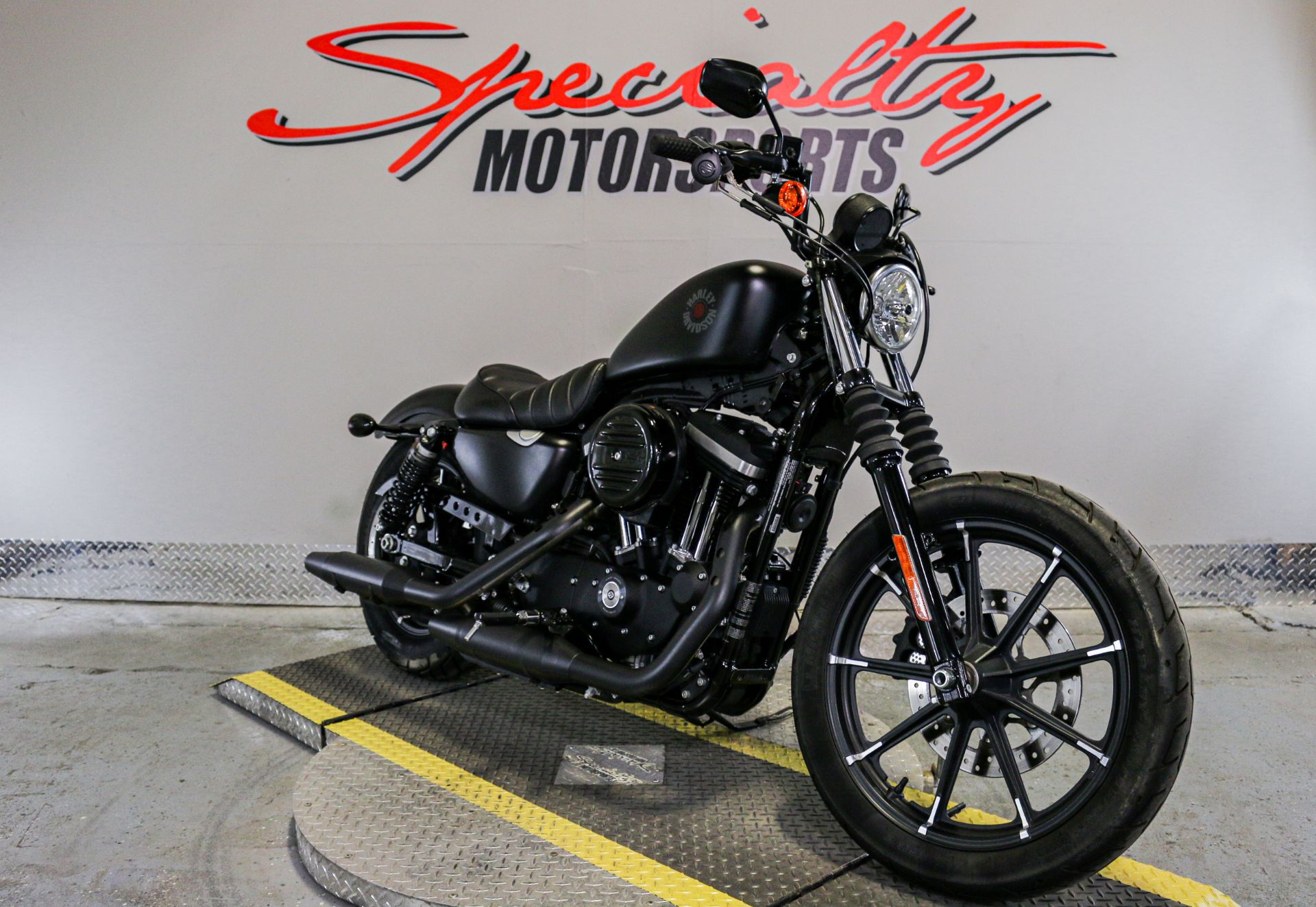 2021 Harley-Davidson Iron 883™ in Sacramento, California - Photo 7