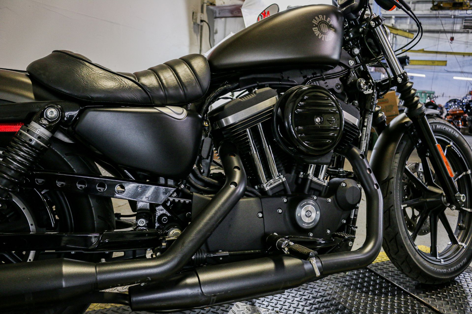 2021 Harley-Davidson Iron 883™ in Sacramento, California - Photo 8