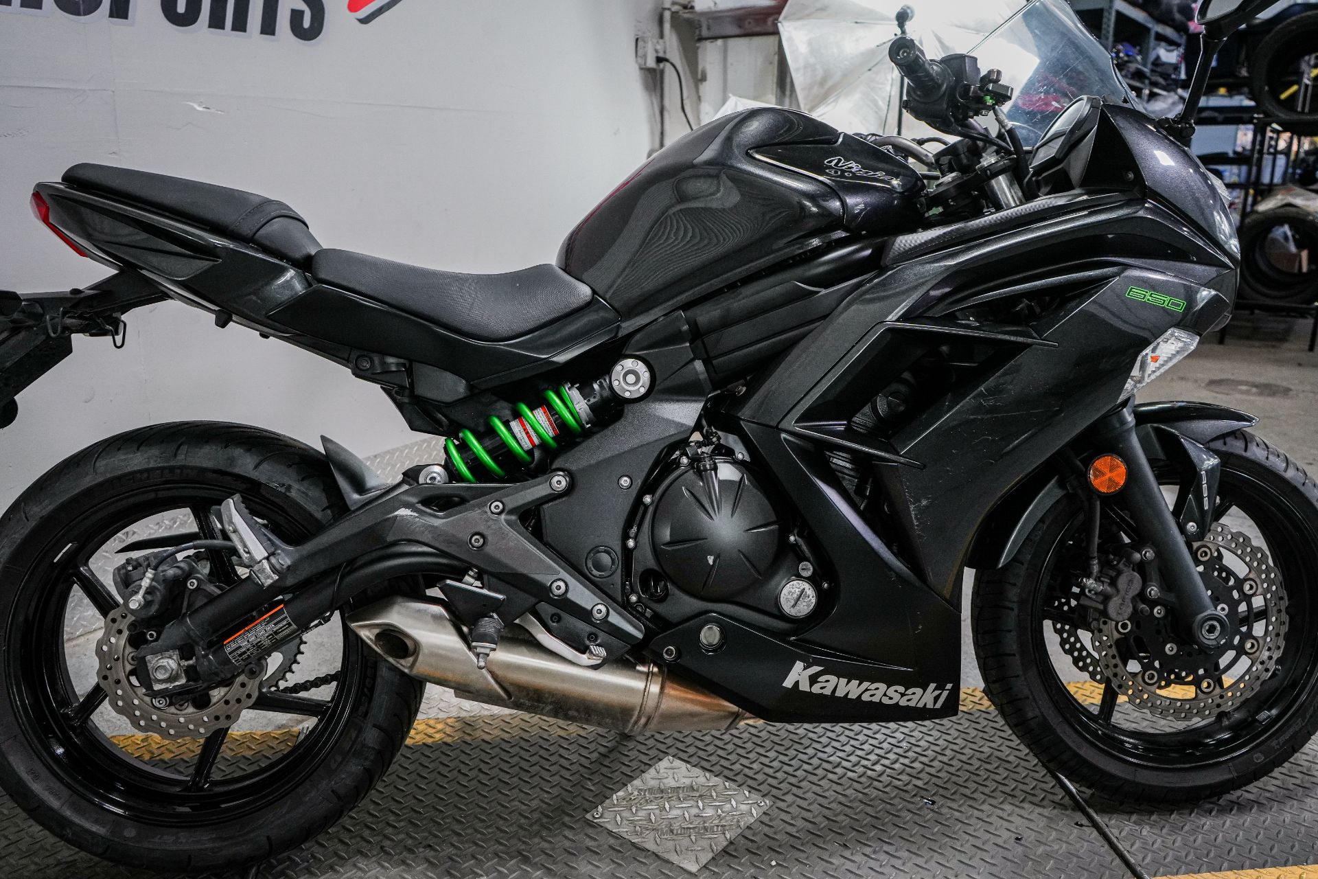 2016 Kawasaki Ninja 650 ABS in Sacramento, California - Photo 8