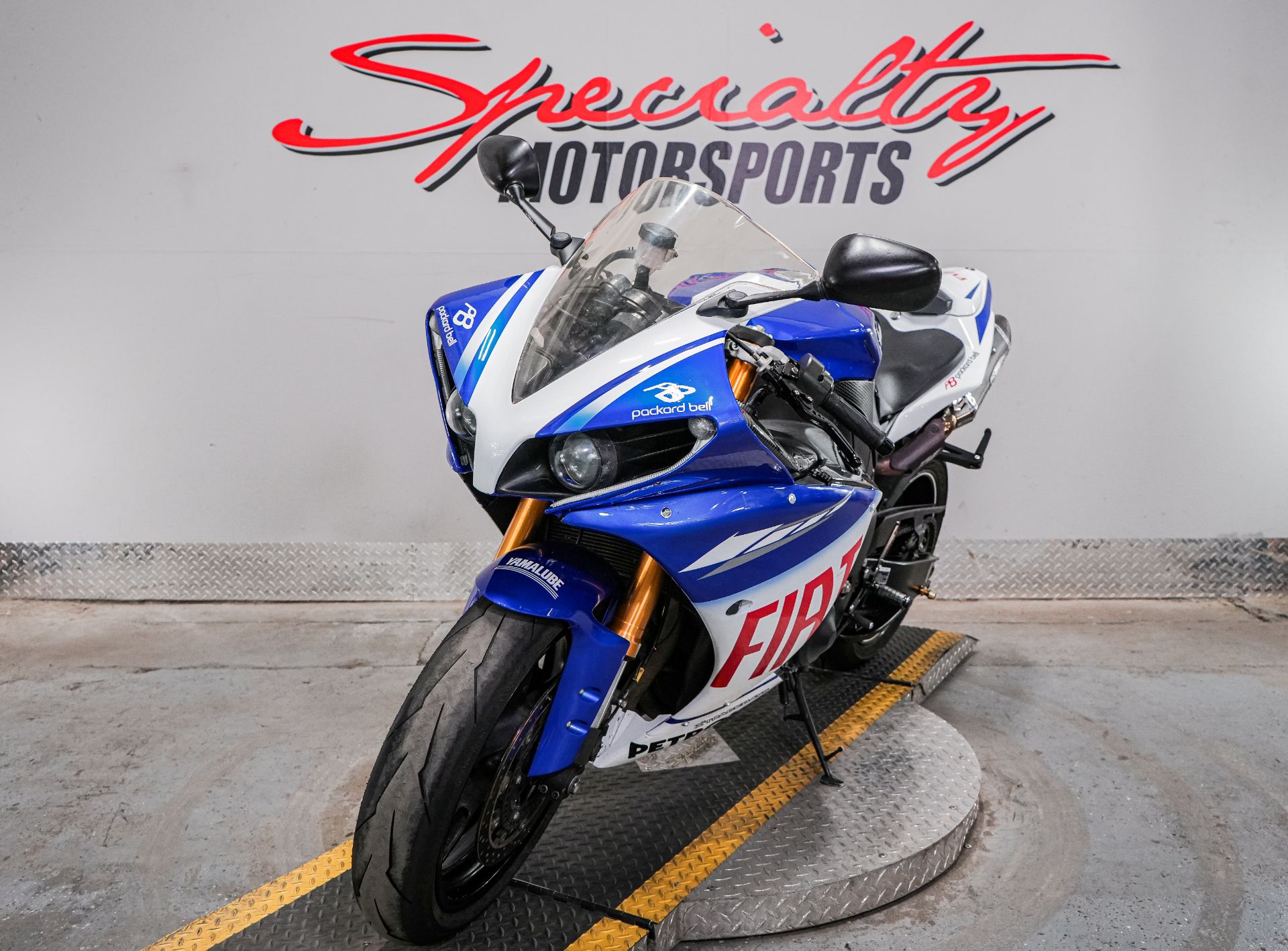 2013 Yamaha YZF-R1 in Sacramento, California - Photo 6