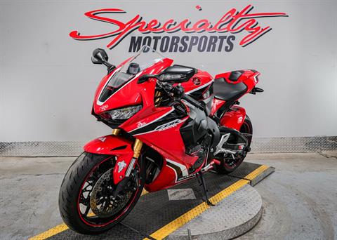 2017 Honda CBR1000RR in Sacramento, California - Photo 6