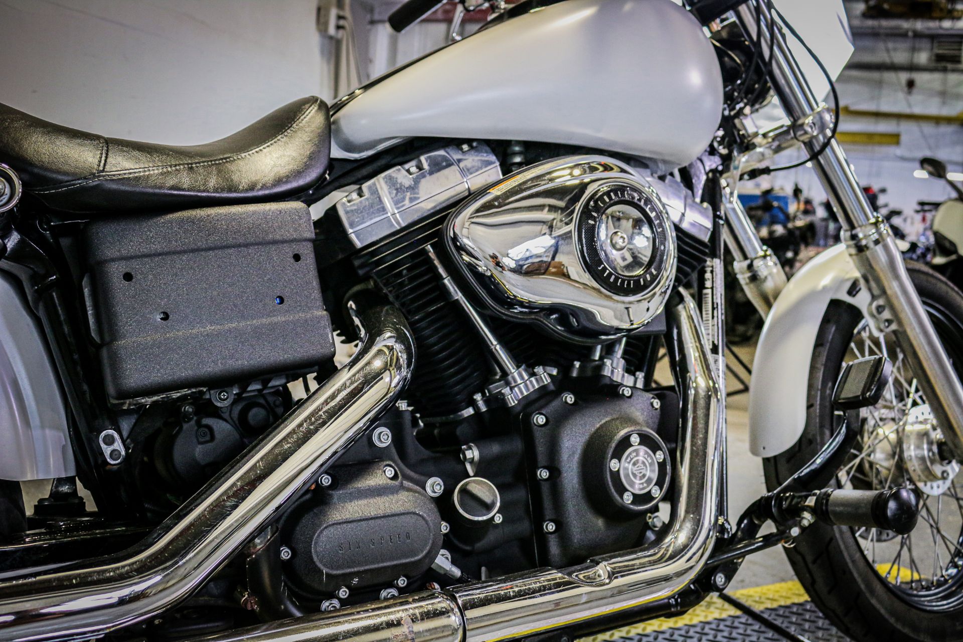 2012 Harley-Davidson Dyna® Street Bob® in Sacramento, California - Photo 8