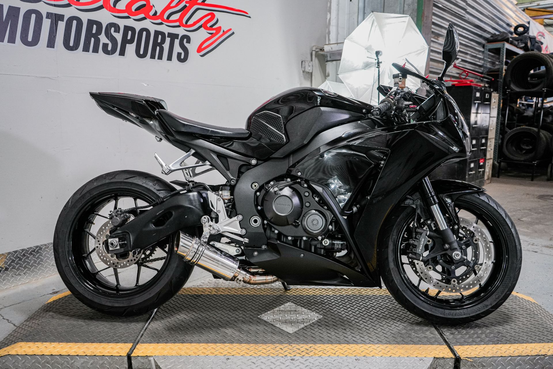 2014 Honda CBR®1000RR in Sacramento, California - Photo 9