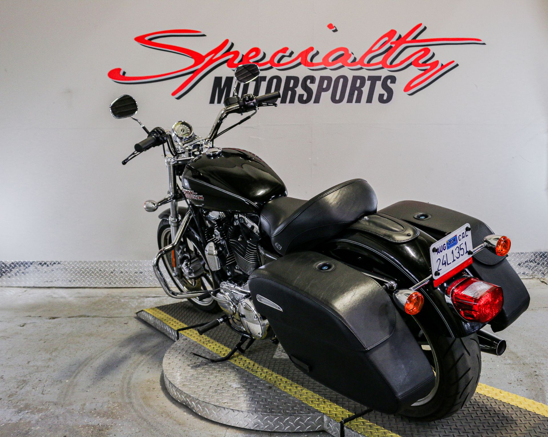 2014 Harley-Davidson SuperLow® 1200T in Sacramento, California - Photo 3