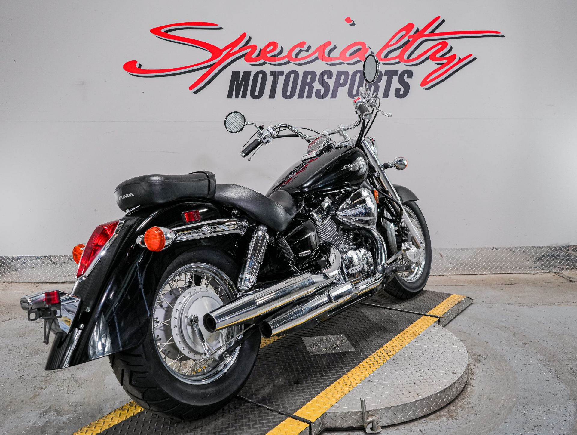 2014 Honda Shadow Aero® in Sacramento, California - Photo 2