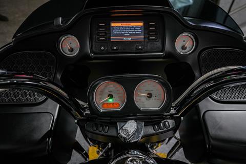 2015 Harley-Davidson Road Glide® in Sacramento, California - Photo 9